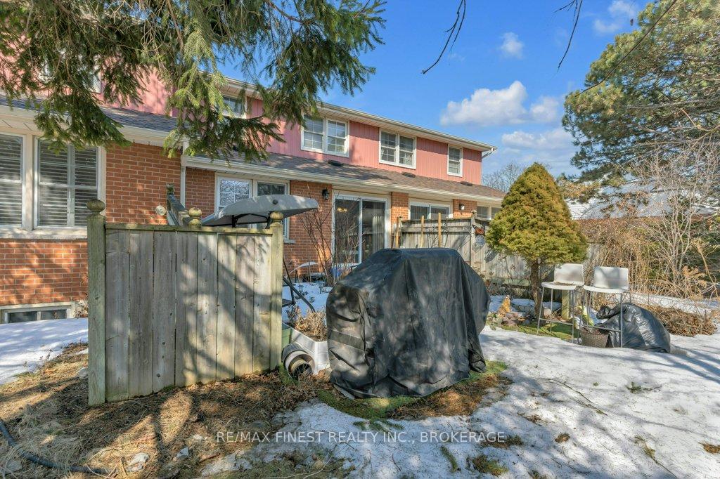 Photo 30 of Unit 2, 19 Macpherson Avenue, Kingston, Central City West — HOMEH