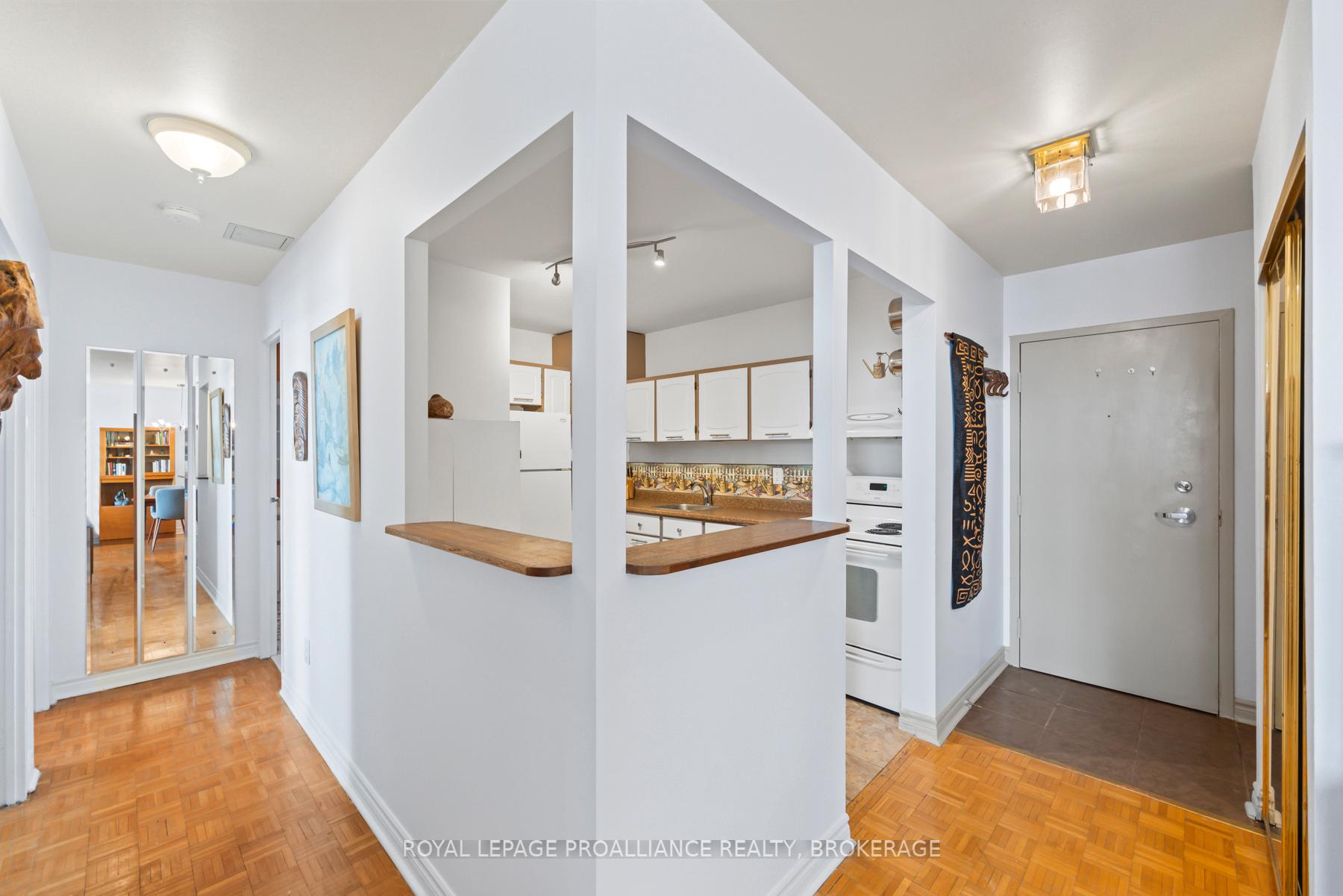 Photo 13 of Unit 1006, 66 Greenview Drive, Kingston, Central City West — HOMEH