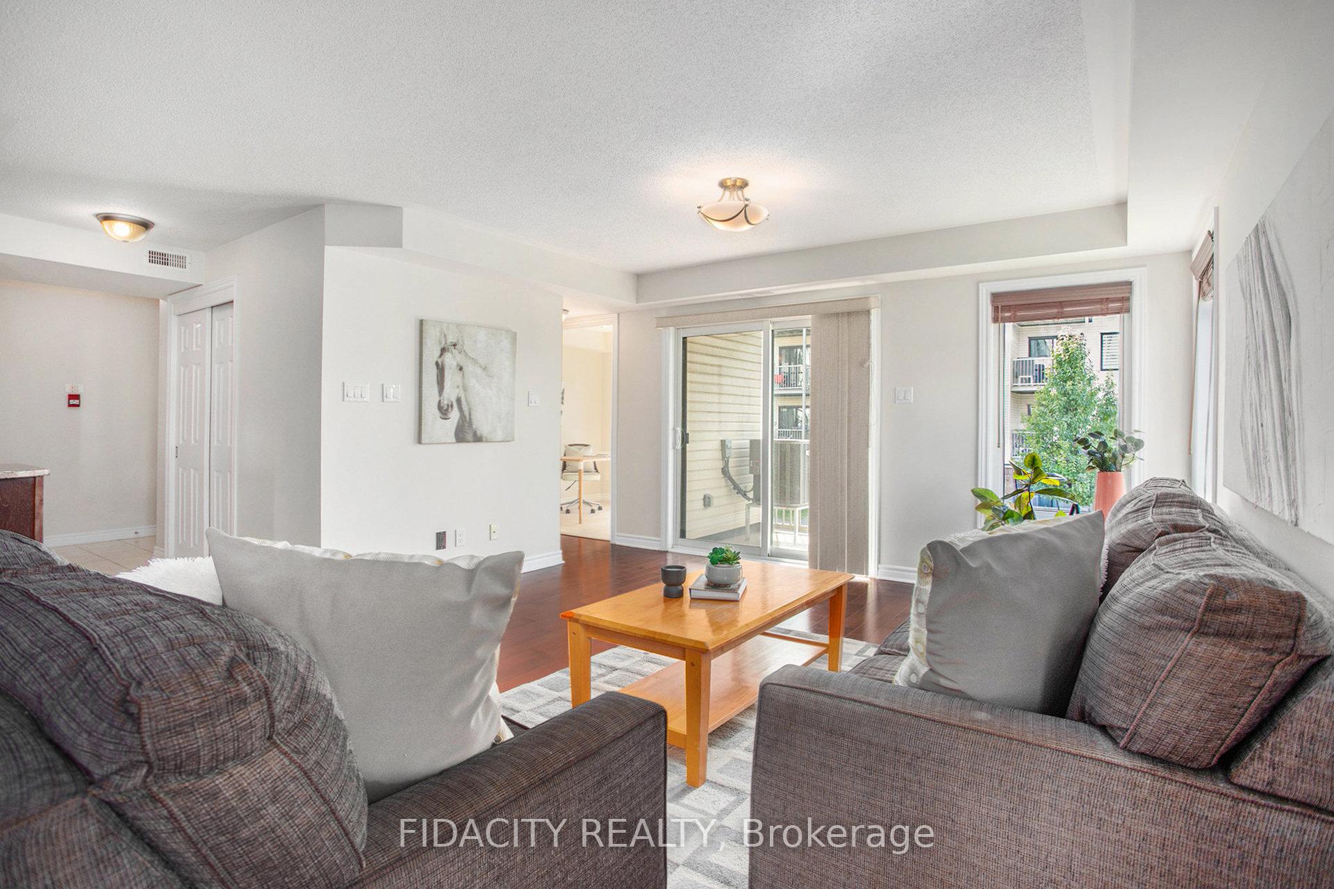 Photo 5 of Unit 4, 215 Bluestone Private, Ottawa, Avalon West — HOMEH