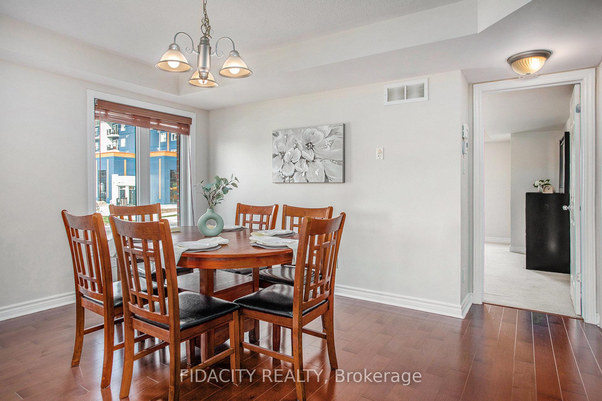 Photo 7 of Unit 4, 215 Bluestone Private, Ottawa, Avalon West — HOMEH