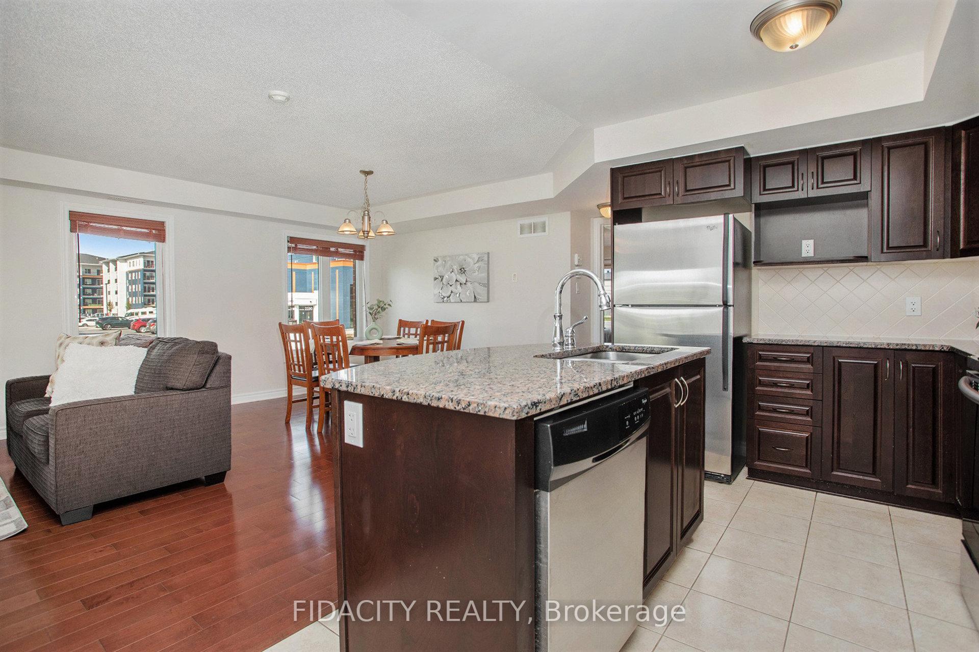 Photo 10 of Unit 4, 215 Bluestone Private, Ottawa, Avalon West — HOMEH