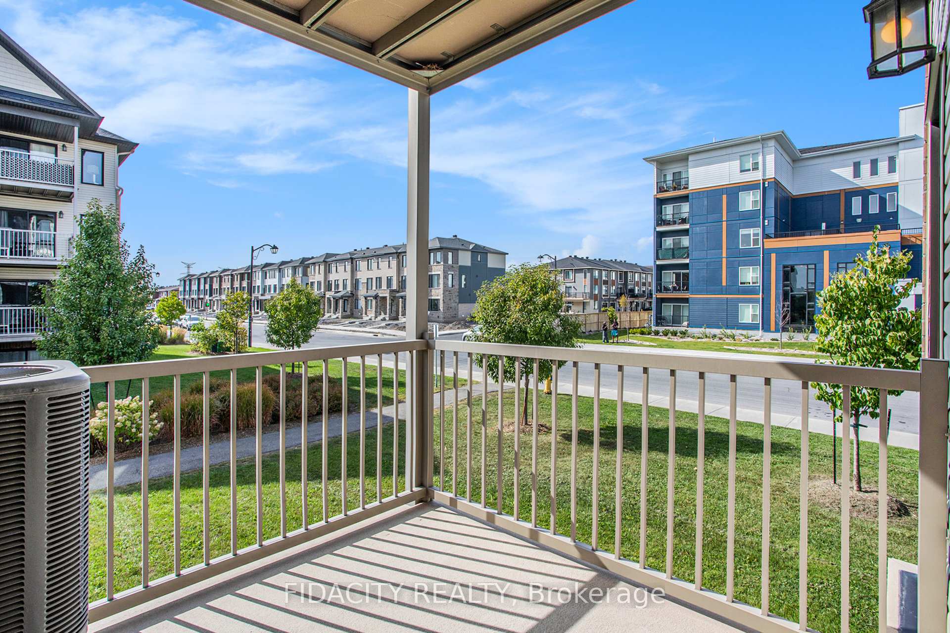 Photo 19 of Unit 4, 215 Bluestone Private, Ottawa, Avalon West — HOMEH