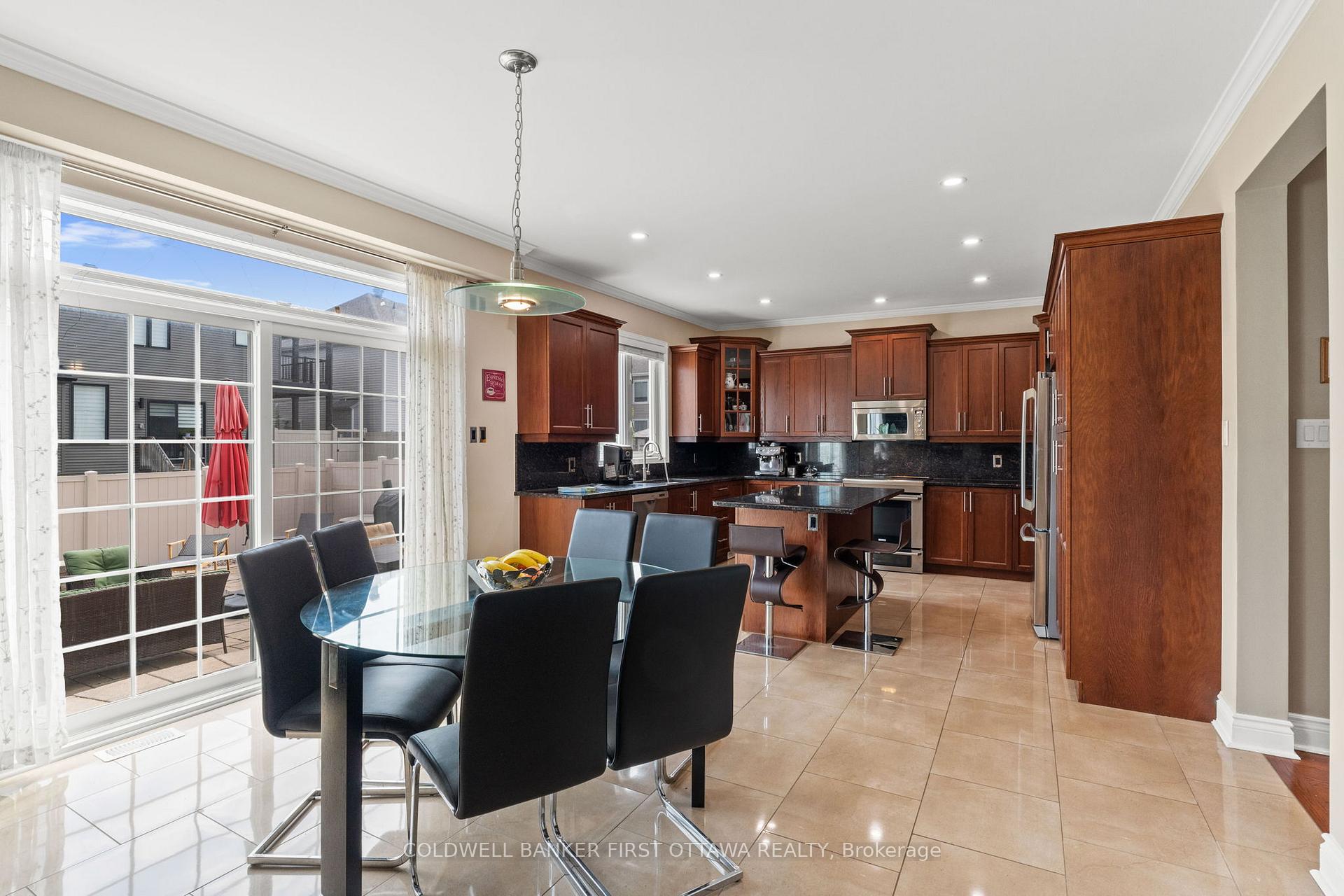 Photo 11 of 578 Anjana Circle, Ottawa, Barrhaven - Cedargrove/Fraserdale — HOMEH