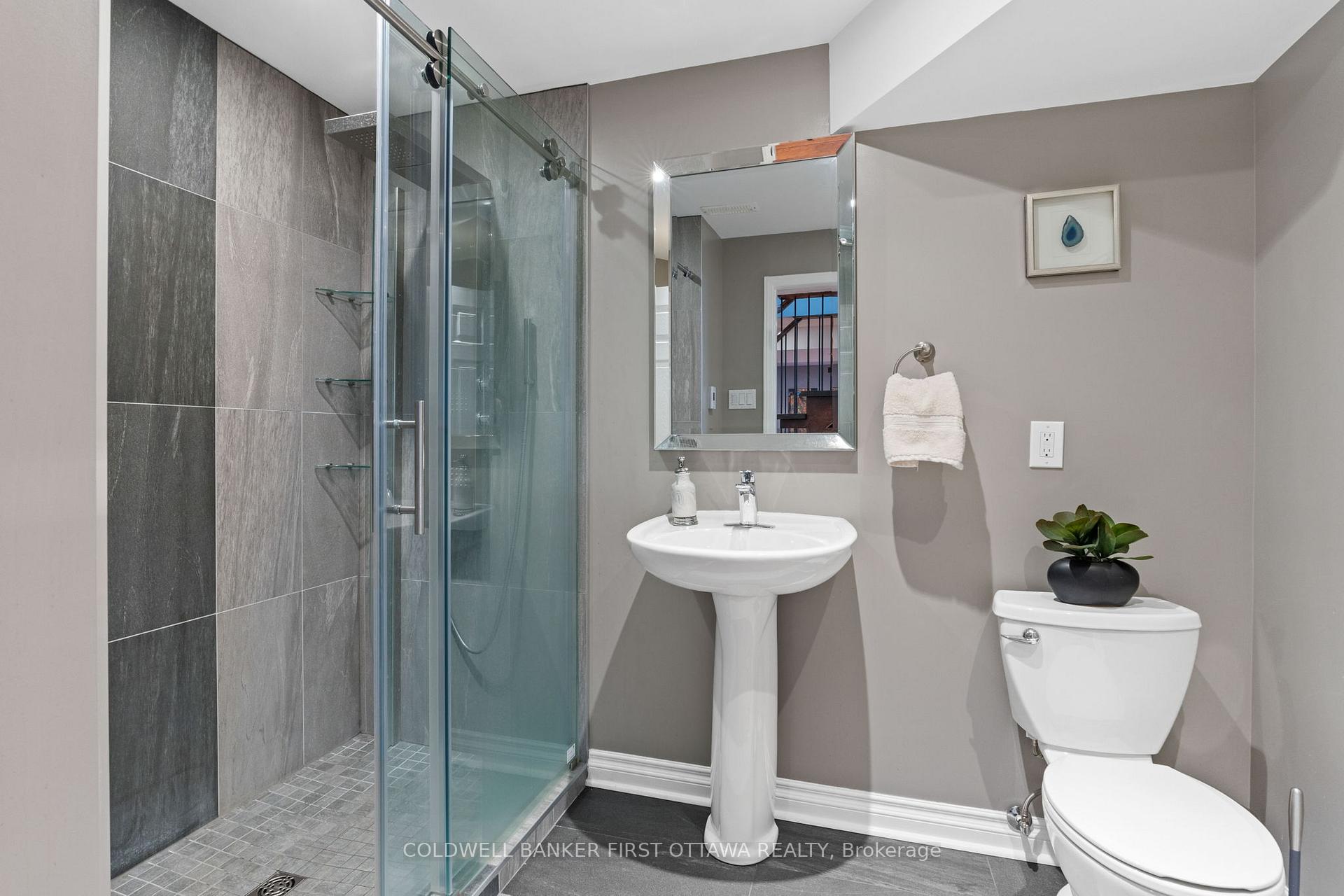 Photo 33 of 578 Anjana Circle, Ottawa, Barrhaven - Cedargrove/Fraserdale — HOMEH