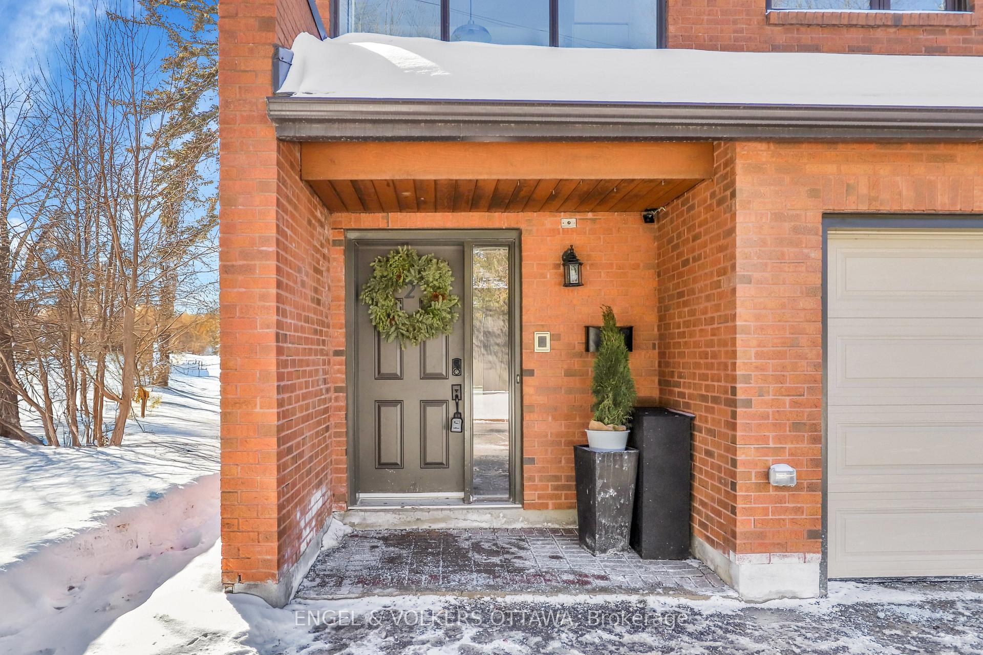 Photo 4 of Unit 2, 625 Richmond Road, Ottawa, Woodroffe — HOMEH