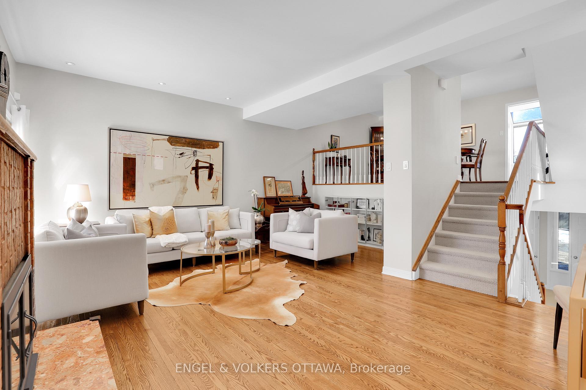 Photo 9 of Unit 2, 625 Richmond Road, Ottawa, Woodroffe — HOMEH