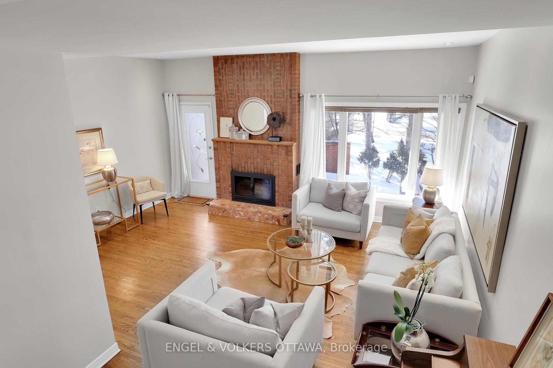 Photo 11 of Unit 2, 625 Richmond Road, Ottawa, Woodroffe — HOMEH