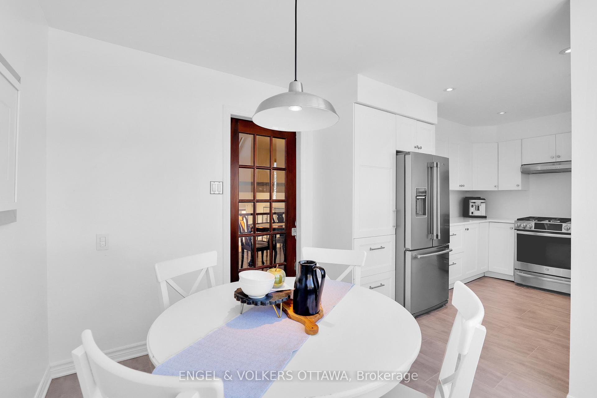 Photo 19 of Unit 2, 625 Richmond Road, Ottawa, Woodroffe — HOMEH