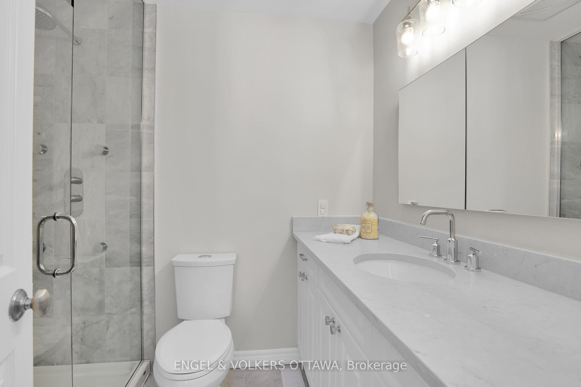 Photo 25 of Unit 2, 625 Richmond Road, Ottawa, Woodroffe — HOMEH