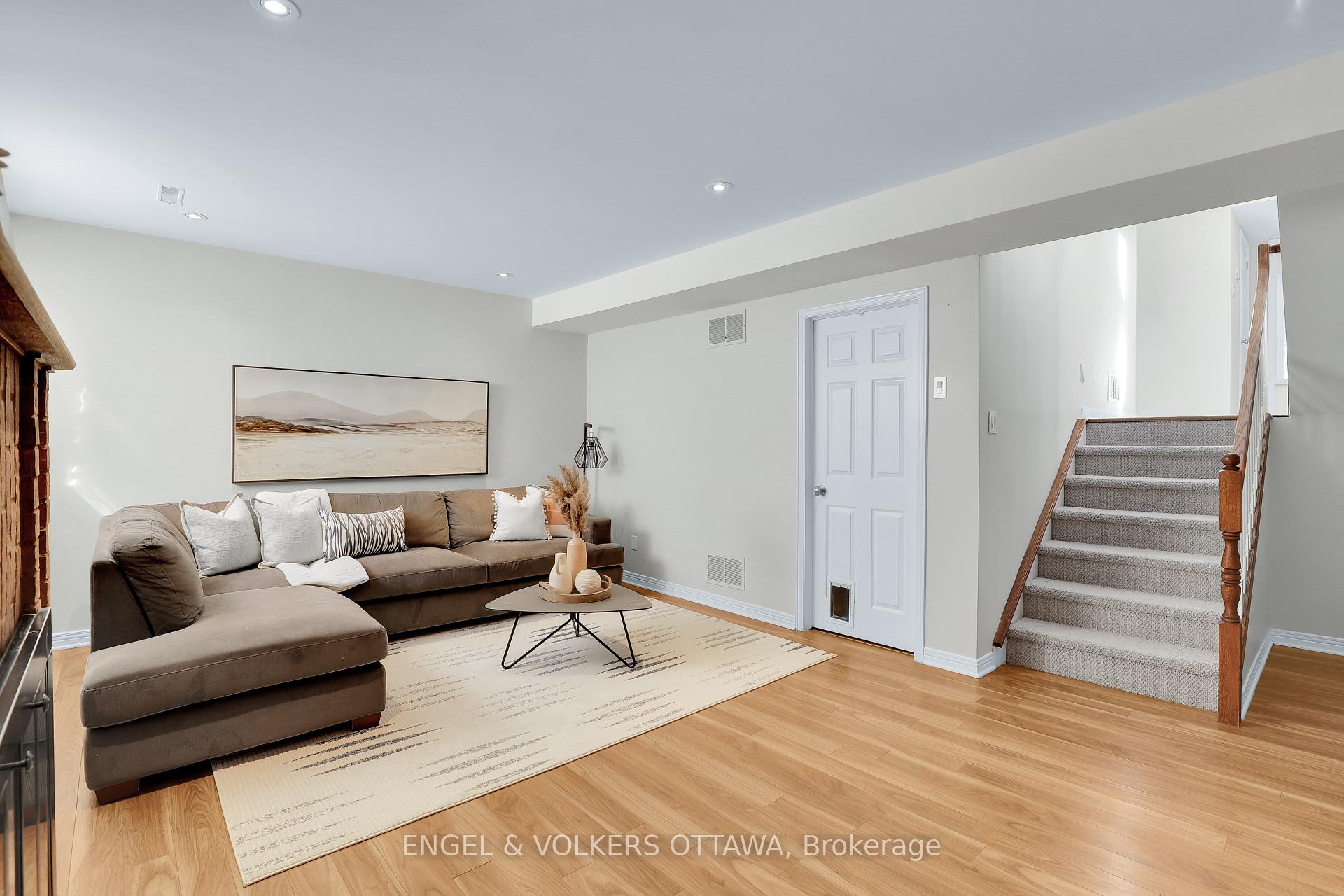 Photo 33 of Unit 2, 625 Richmond Road, Ottawa, Woodroffe — HOMEH