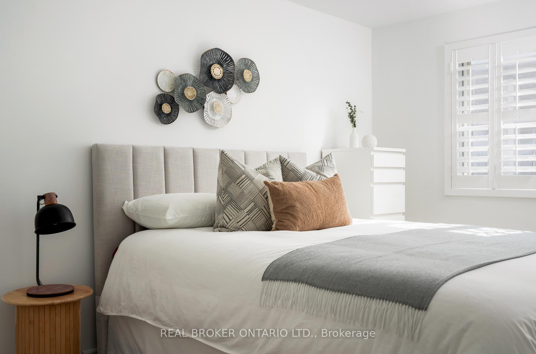 Photo 32 of 17 Knightsbridge Way, Markham, Markham Village — HOMEH