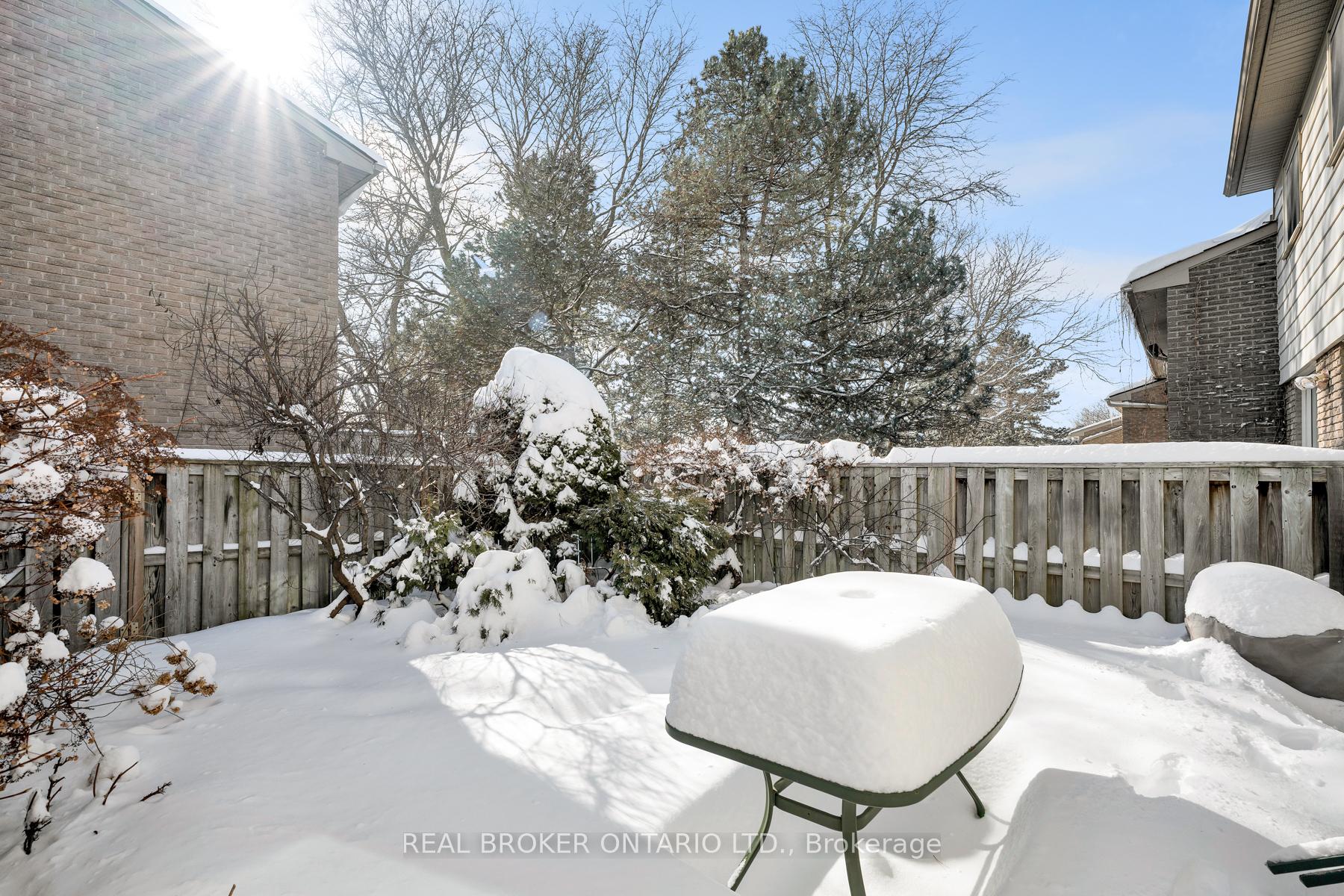 Photo 41 of 17 Knightsbridge Way, Markham, Markham Village — HOMEH