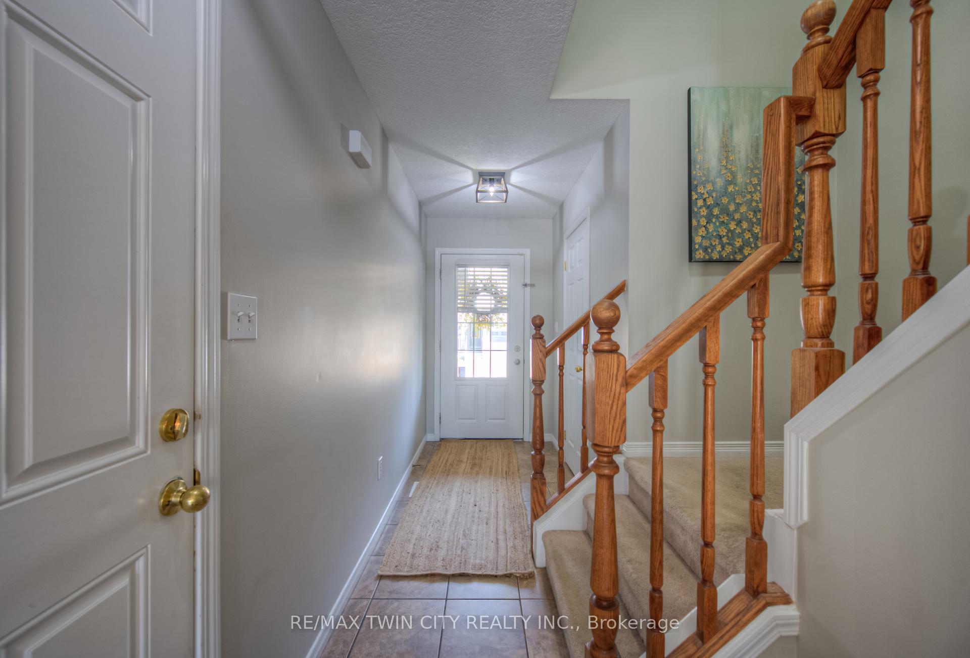 Photo 5 of Unit F24, 7 Upper Mercer Street, Kitchener — HOMEH