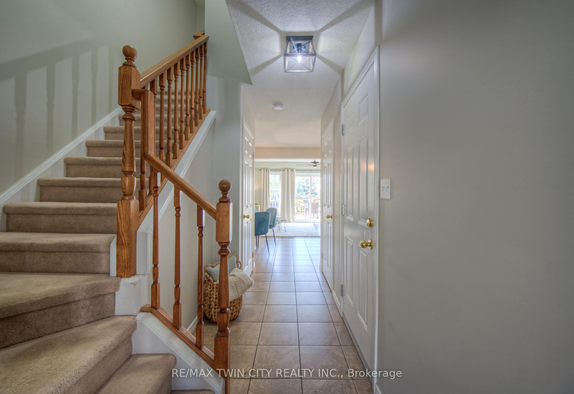 Photo 6 of Unit F24, 7 Upper Mercer Street, Kitchener — HOMEH