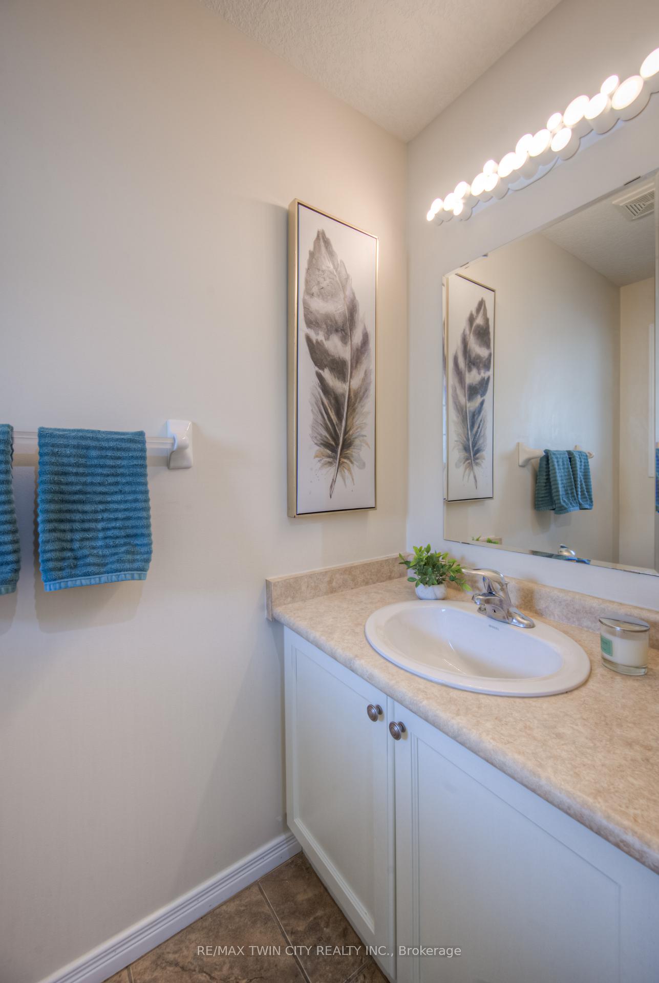 Photo 7 of Unit F24, 7 Upper Mercer Street, Kitchener — HOMEH
