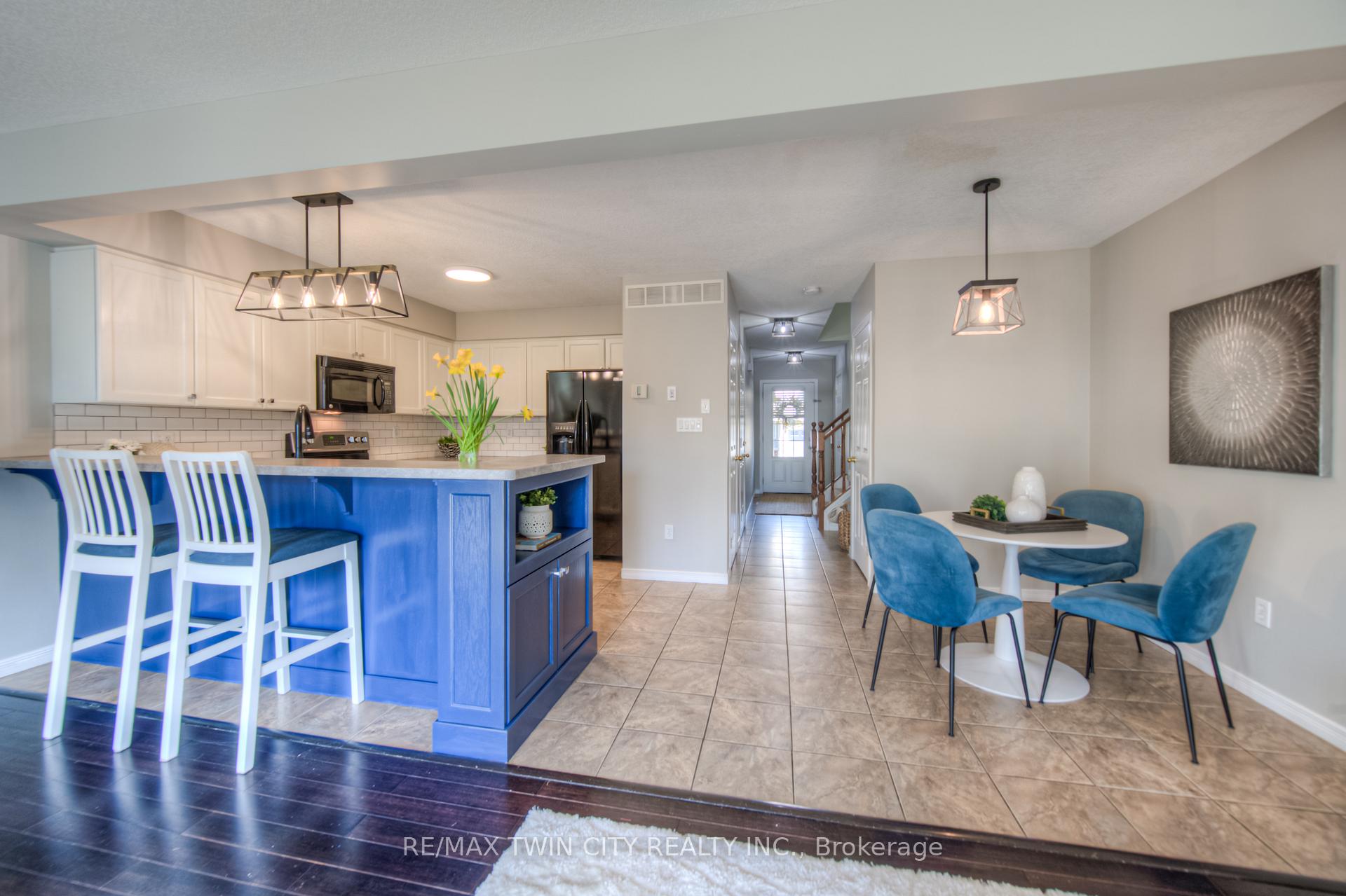 Photo 17 of Unit F24, 7 Upper Mercer Street, Kitchener — HOMEH