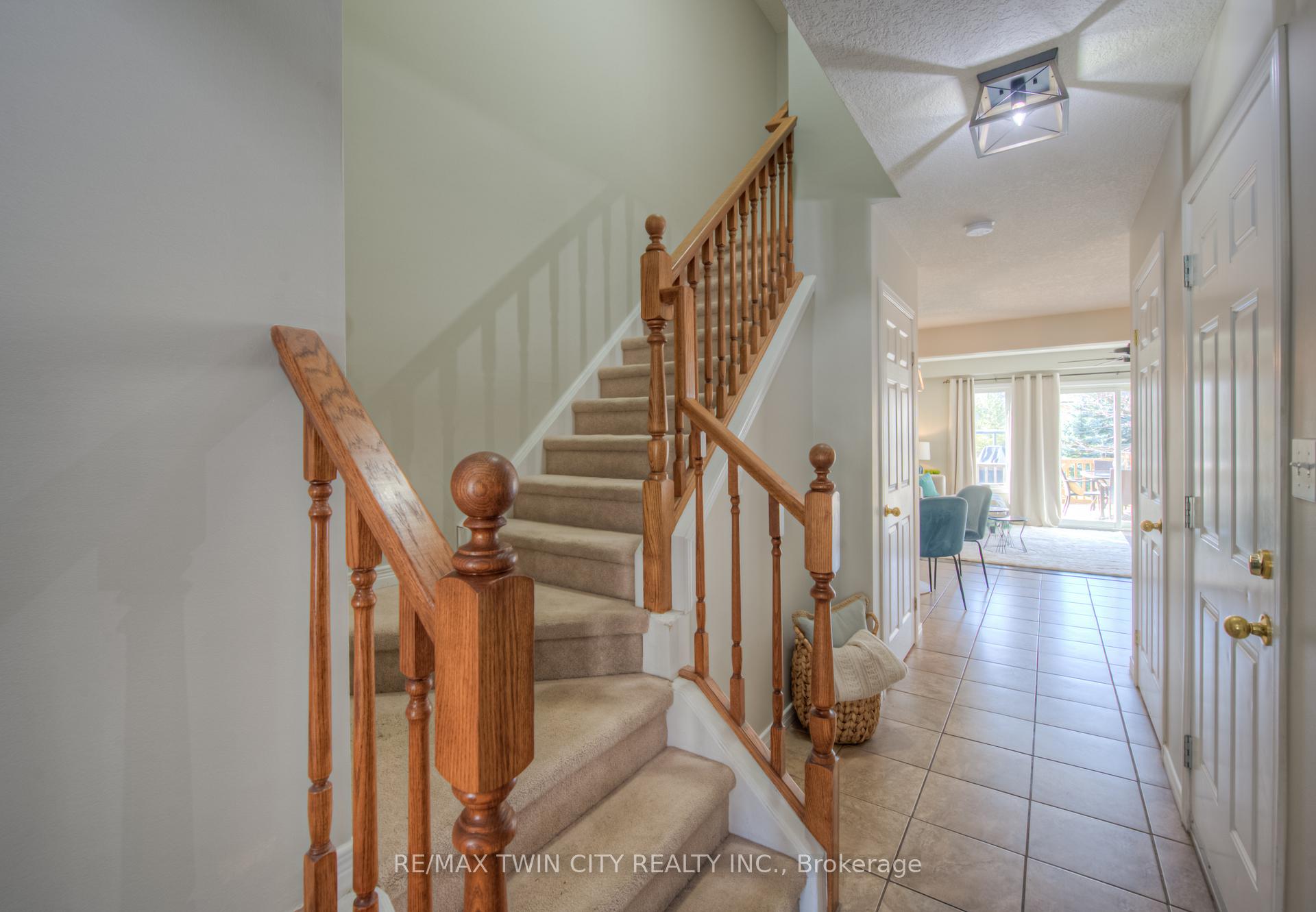 Photo 19 of Unit F24, 7 Upper Mercer Street, Kitchener — HOMEH