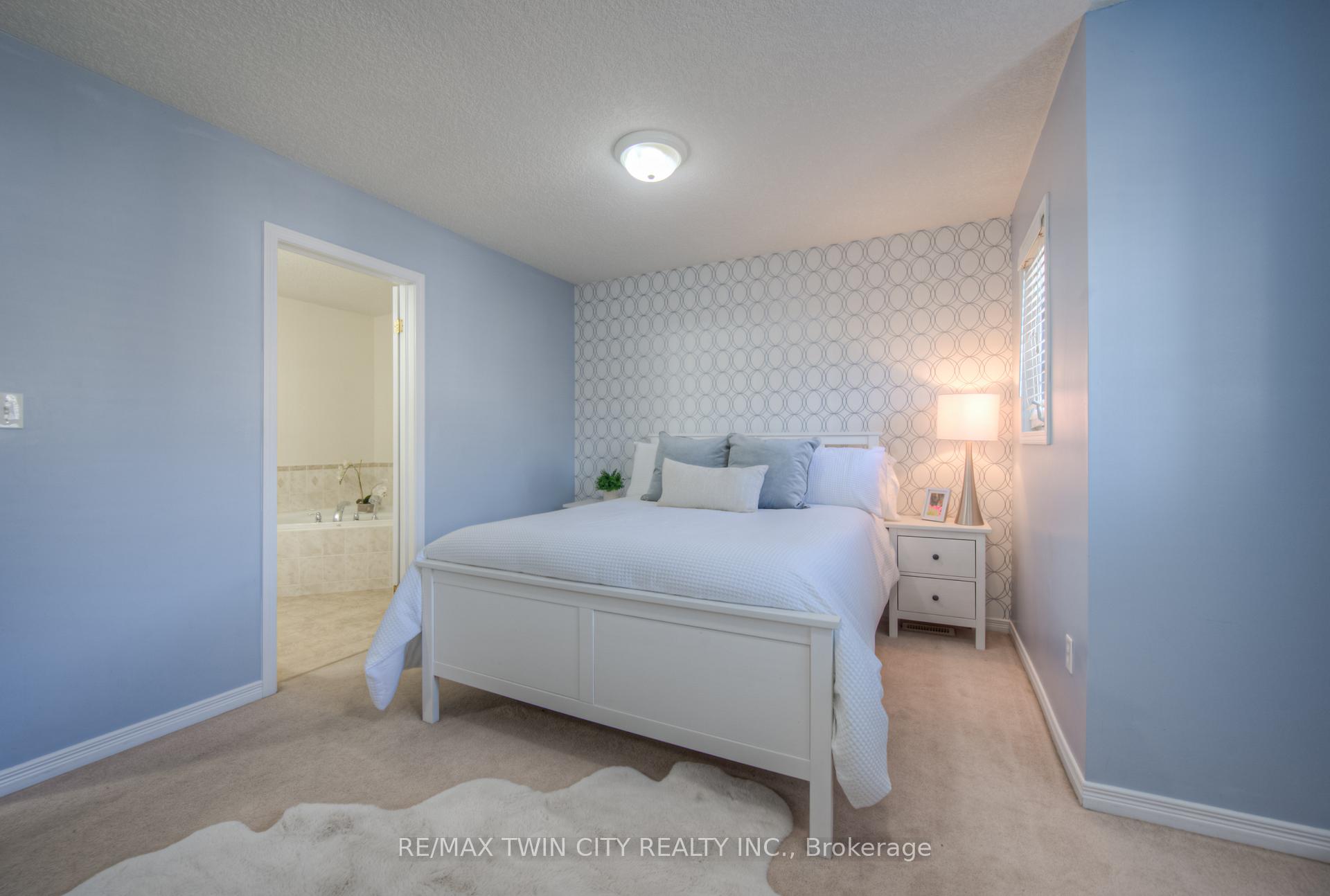 Photo 22 of Unit F24, 7 Upper Mercer Street, Kitchener — HOMEH