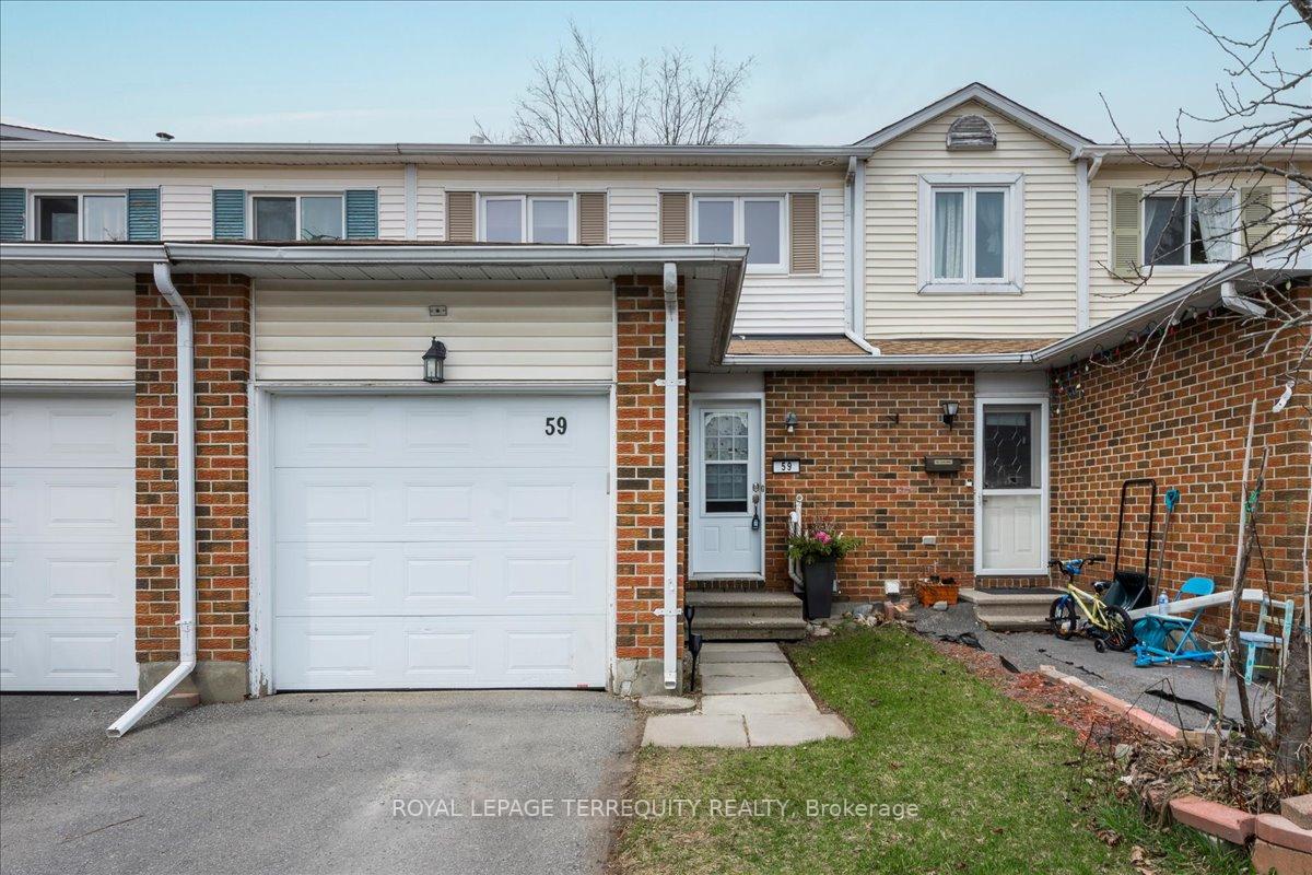 Photo 50 of 59 Sunridge Lane, Ottawa, Barrhaven - On the Green — HOMEH