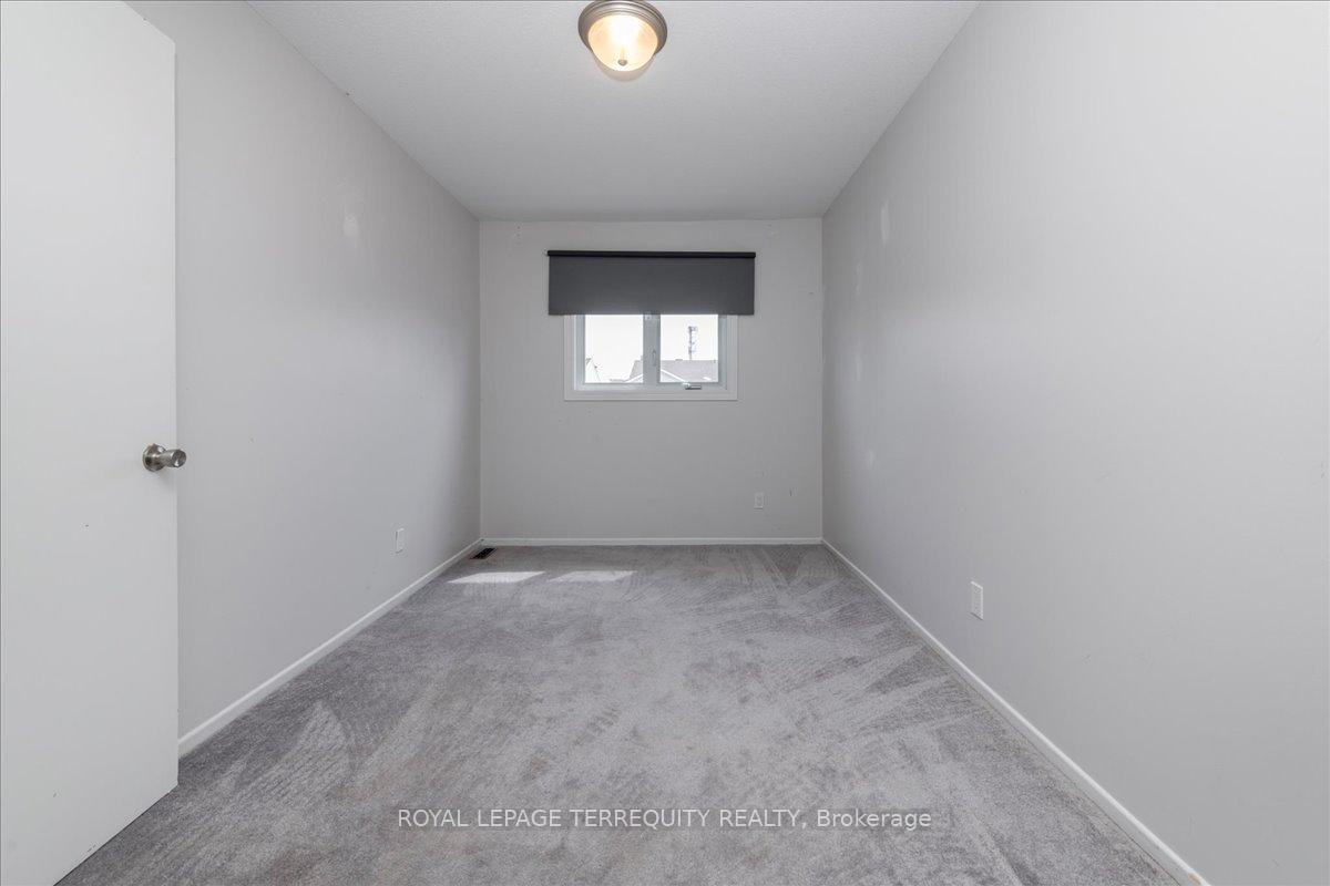 Photo 51 of 59 Sunridge Lane, Ottawa, Barrhaven - On the Green — HOMEH