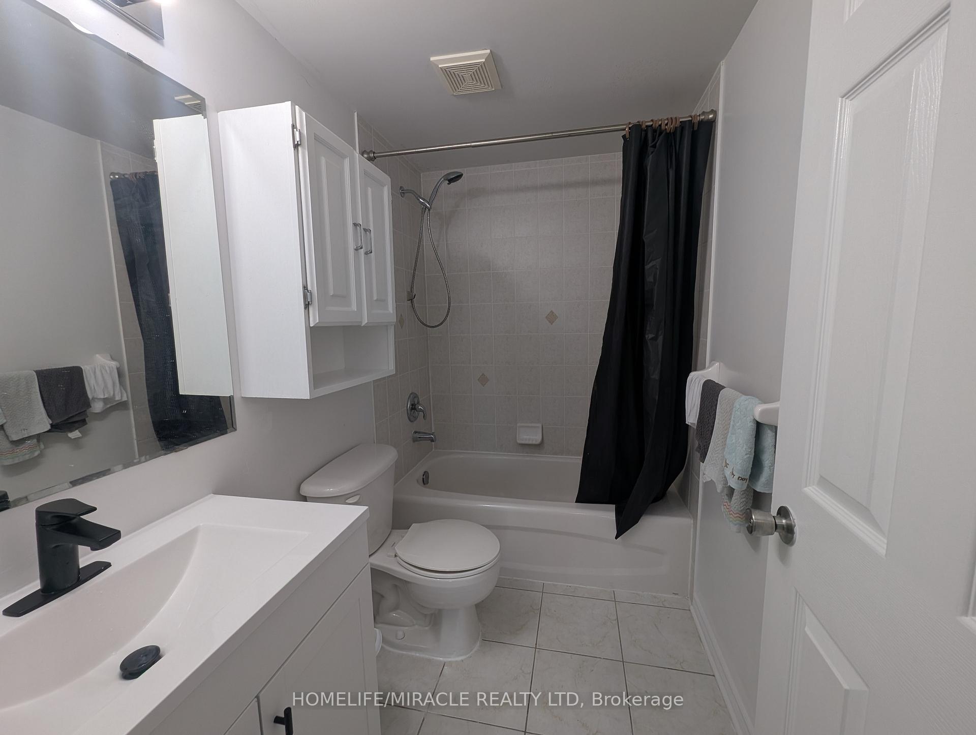 Photo 6 of Unit 317, 7428 Markham Road, Markham, Middlefield — HOMEH