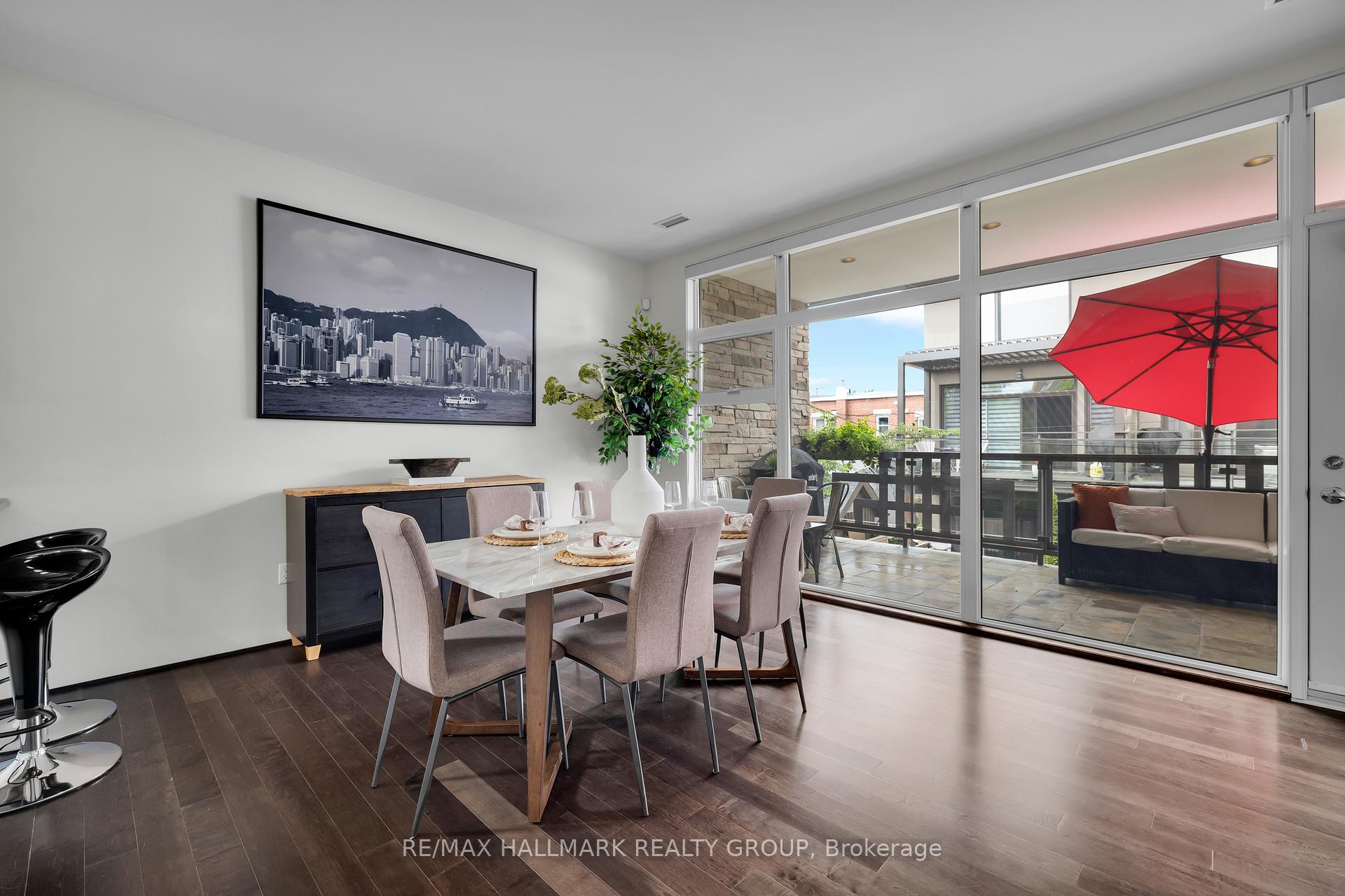 Photo 13 of Unit 201, 39 Vaughan Street, Ottawa, Lindenlea — HOMEH
