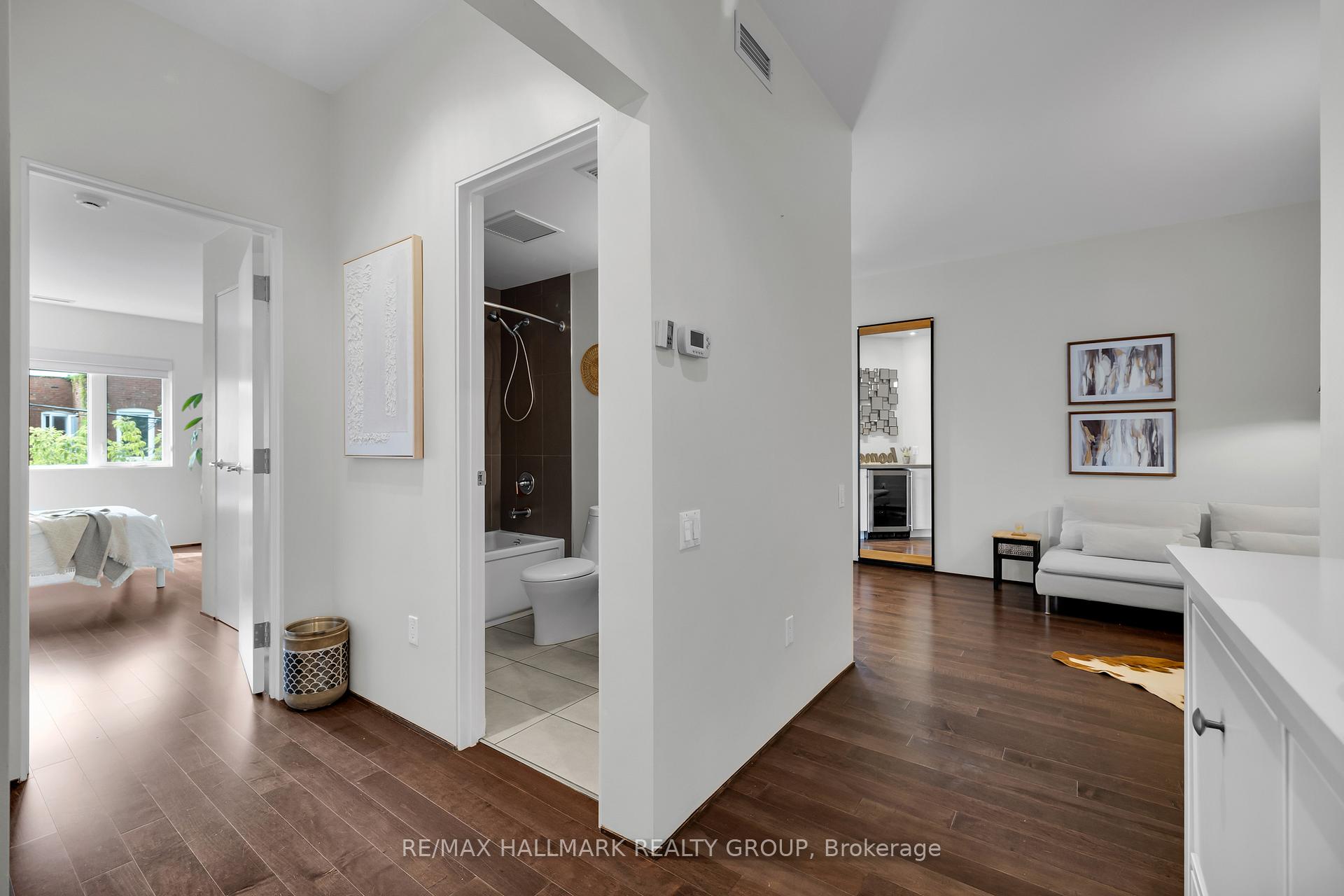 Photo 35 of Unit 201, 39 Vaughan Street, Ottawa, Lindenlea — HOMEH