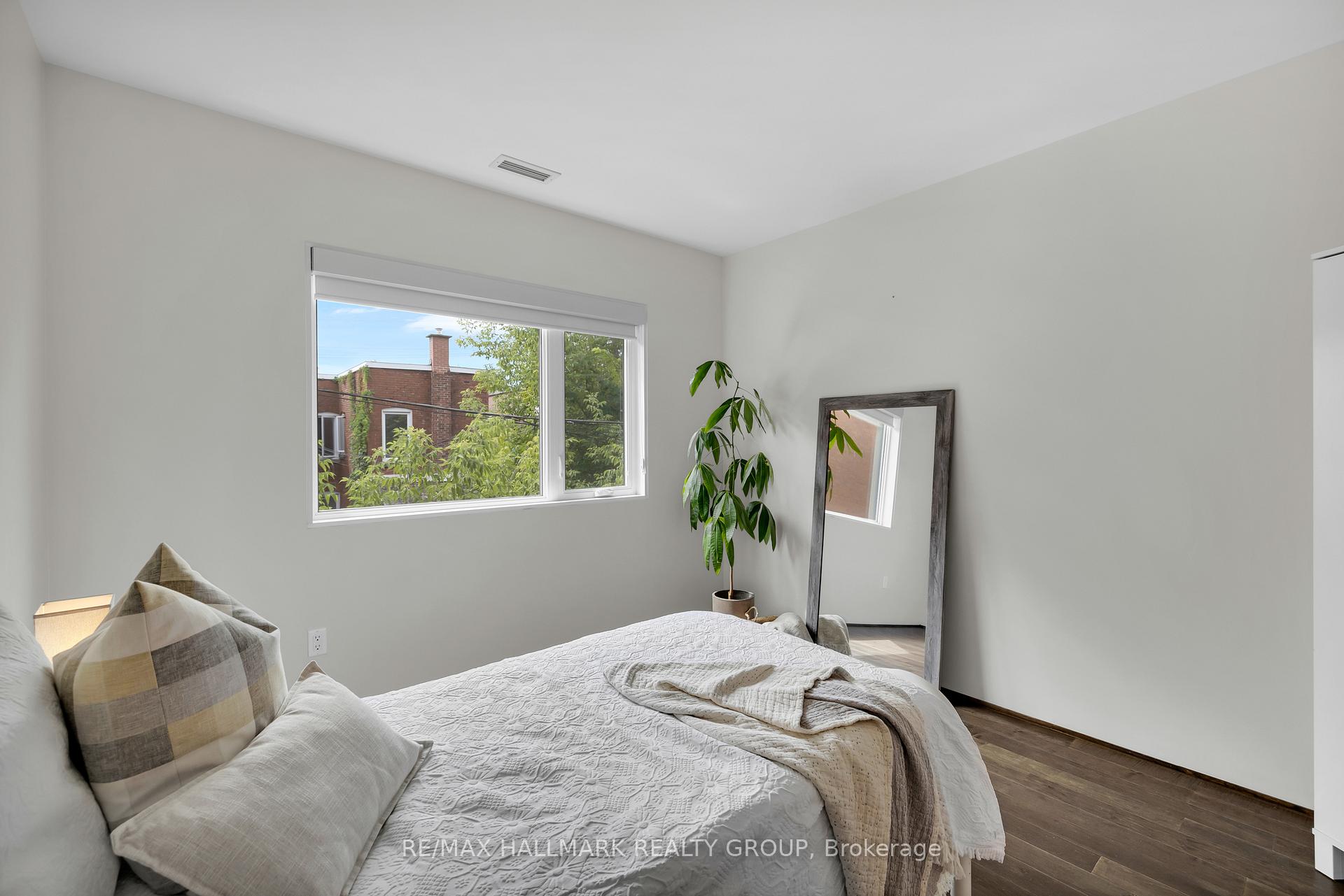Photo 38 of Unit 201, 39 Vaughan Street, Ottawa, Lindenlea — HOMEH