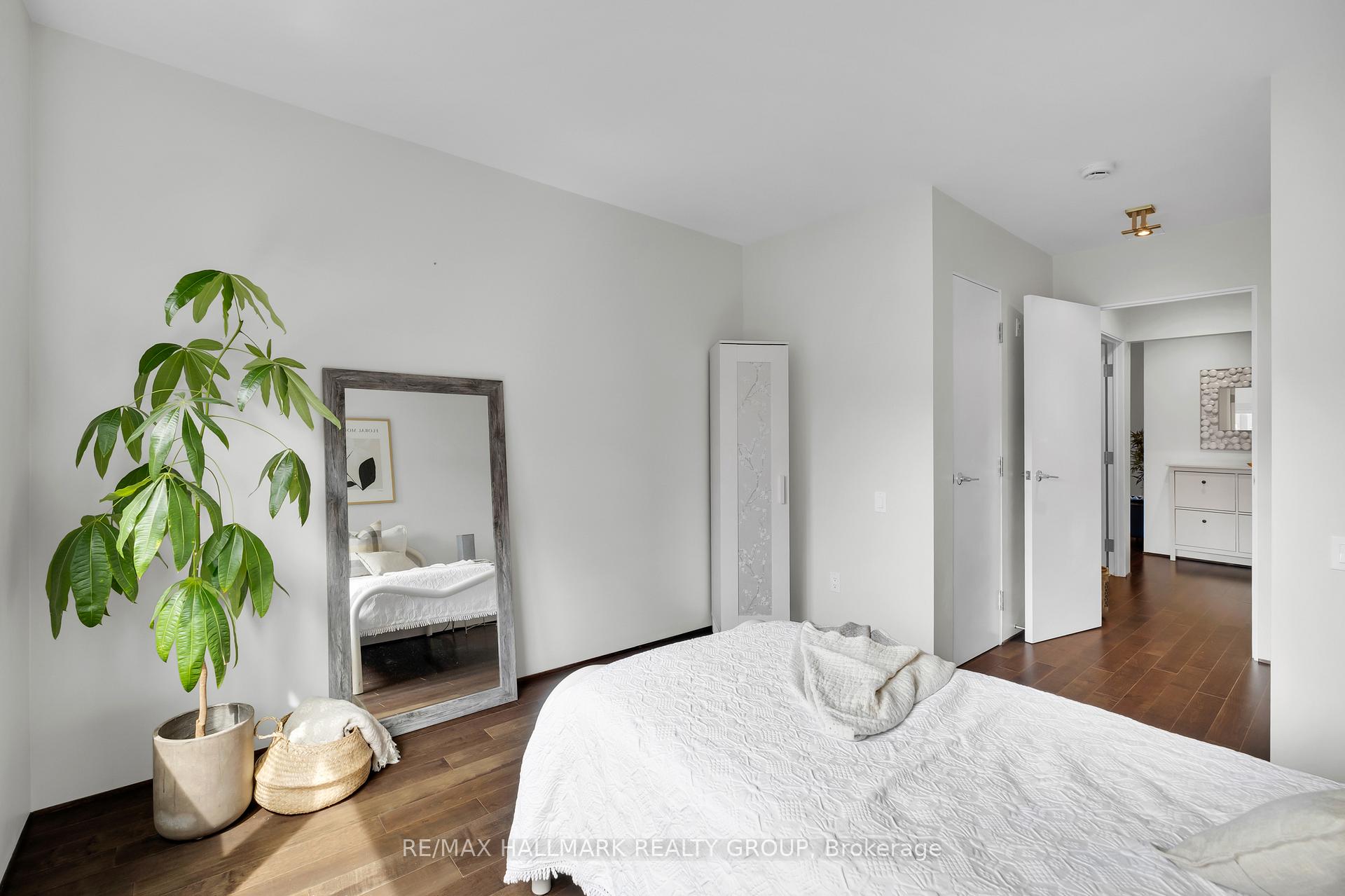 Photo 39 of Unit 201, 39 Vaughan Street, Ottawa, Lindenlea — HOMEH