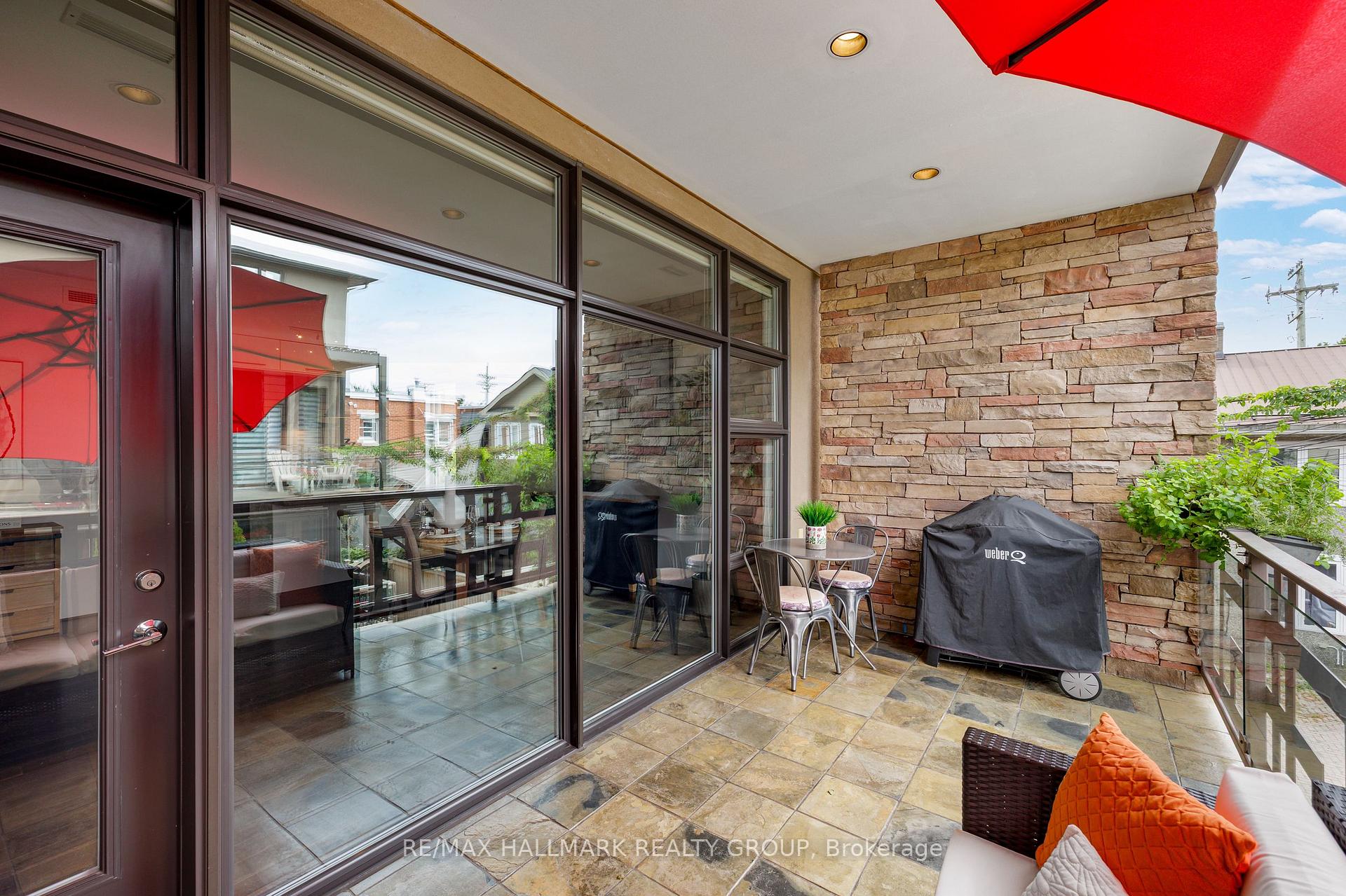Photo 43 of Unit 201, 39 Vaughan Street, Ottawa, Lindenlea — HOMEH