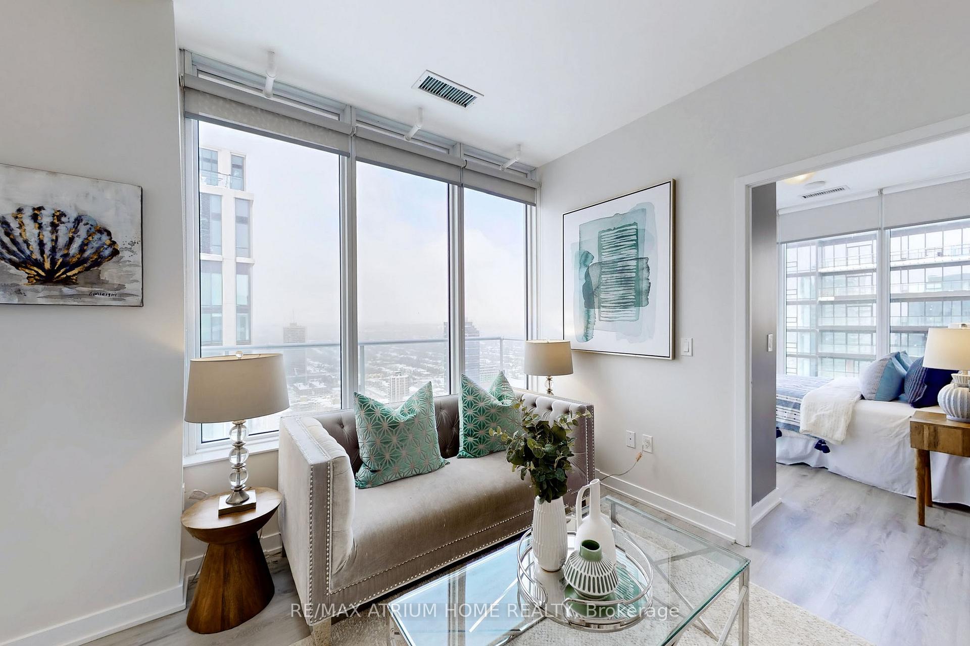 Photo 8 of Unit PH10, 99 Broadway Avenue, Toronto, Mount Pleasant West — HOMEH