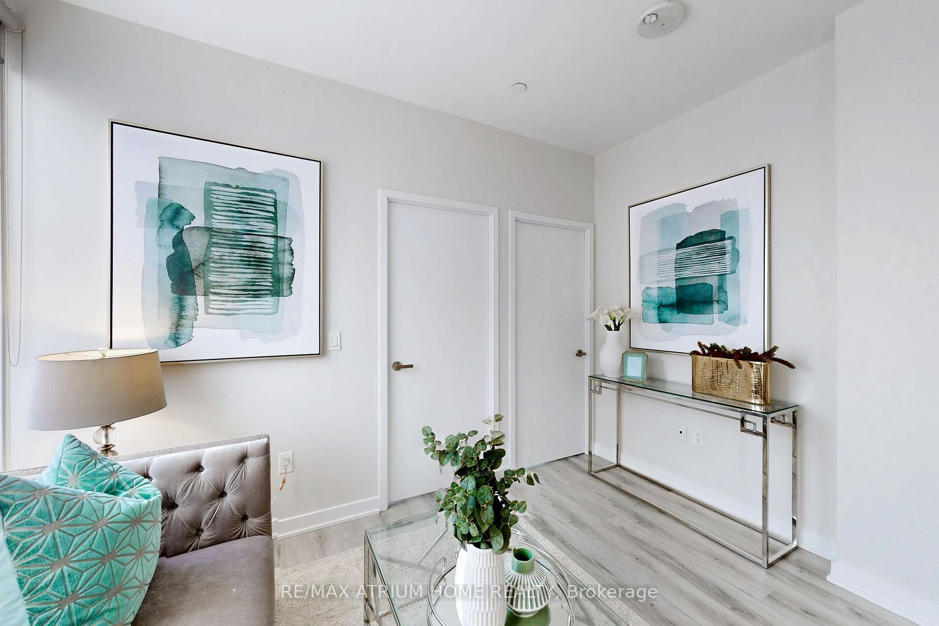 Photo 9 of Unit PH10, 99 Broadway Avenue, Toronto, Mount Pleasant West — HOMEH