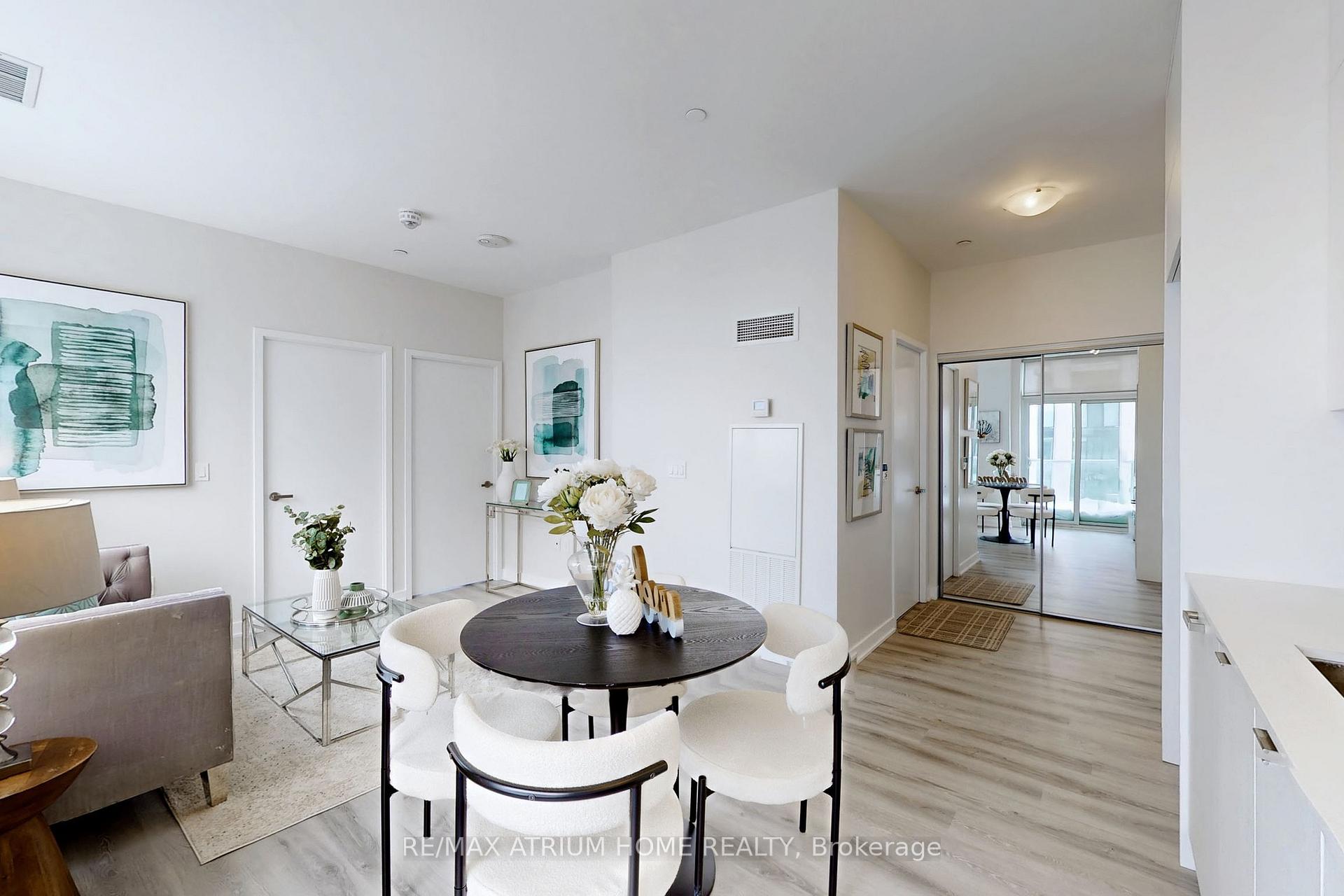 Photo 16 of Unit PH10, 99 Broadway Avenue, Toronto, Mount Pleasant West — HOMEH
