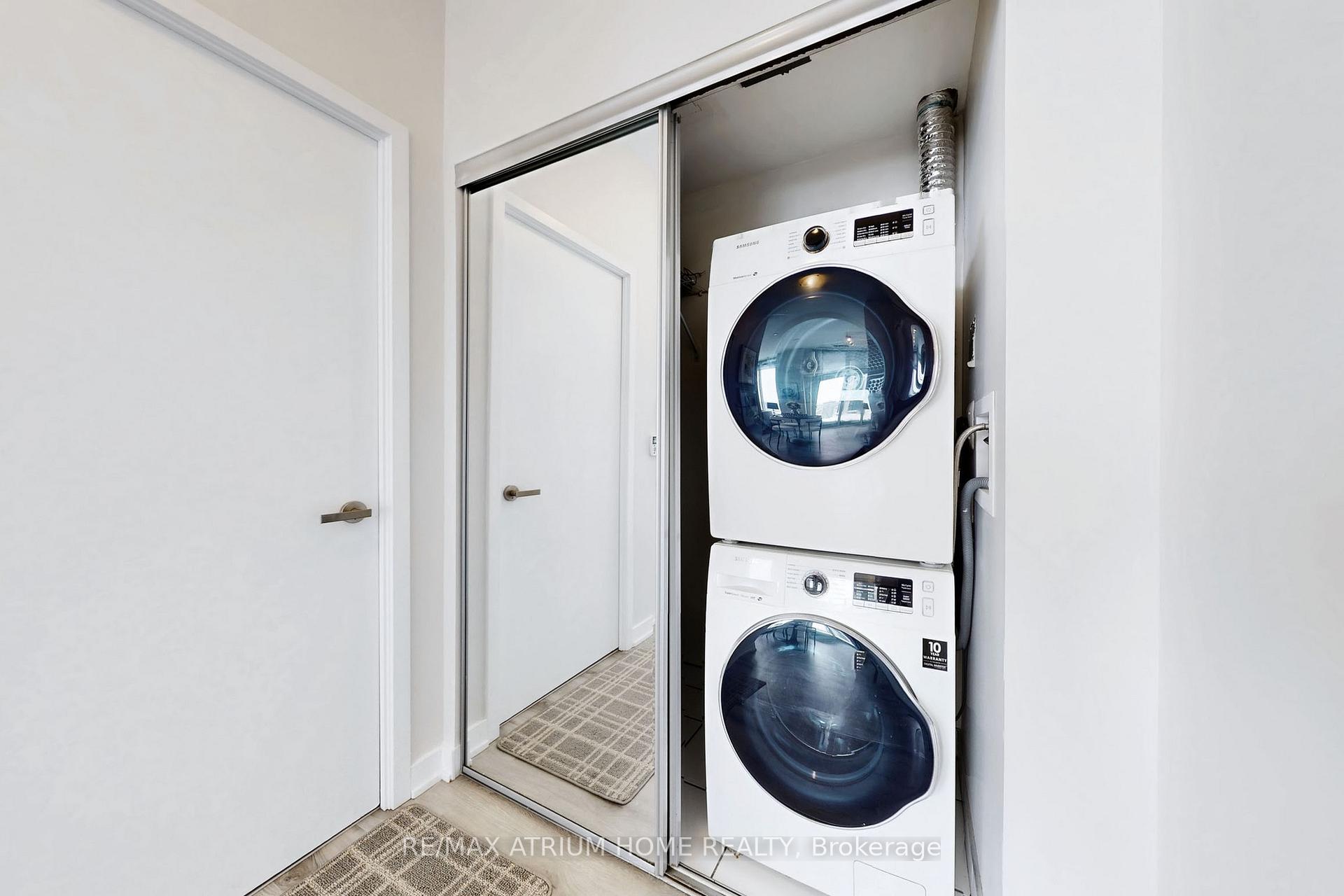 Photo 31 of Unit PH10, 99 Broadway Avenue, Toronto, Mount Pleasant West — HOMEH