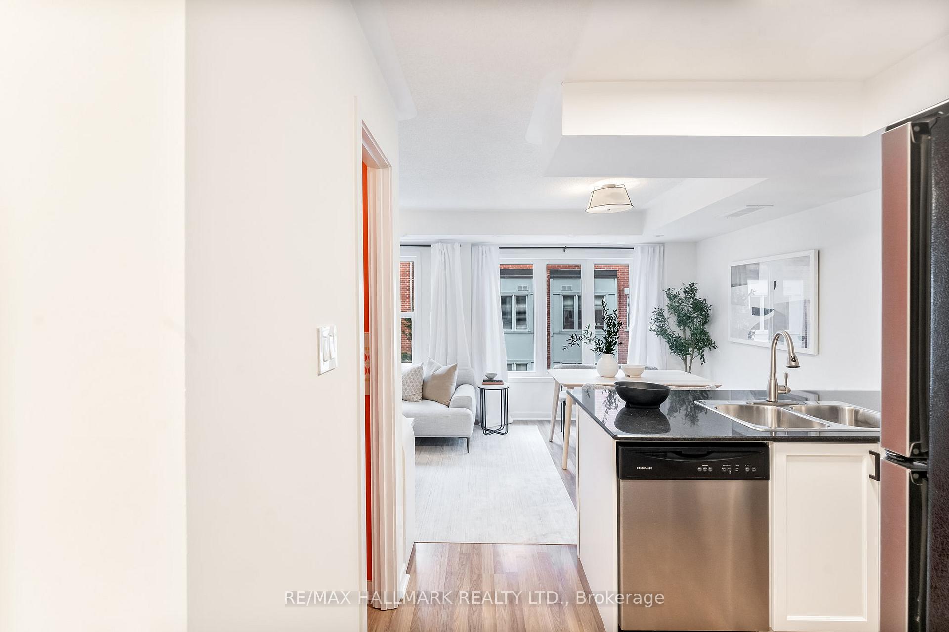 Photo 9 of Unit 3, 8 Florence Wyle Lane, Toronto, South Riverdale — HOMEH