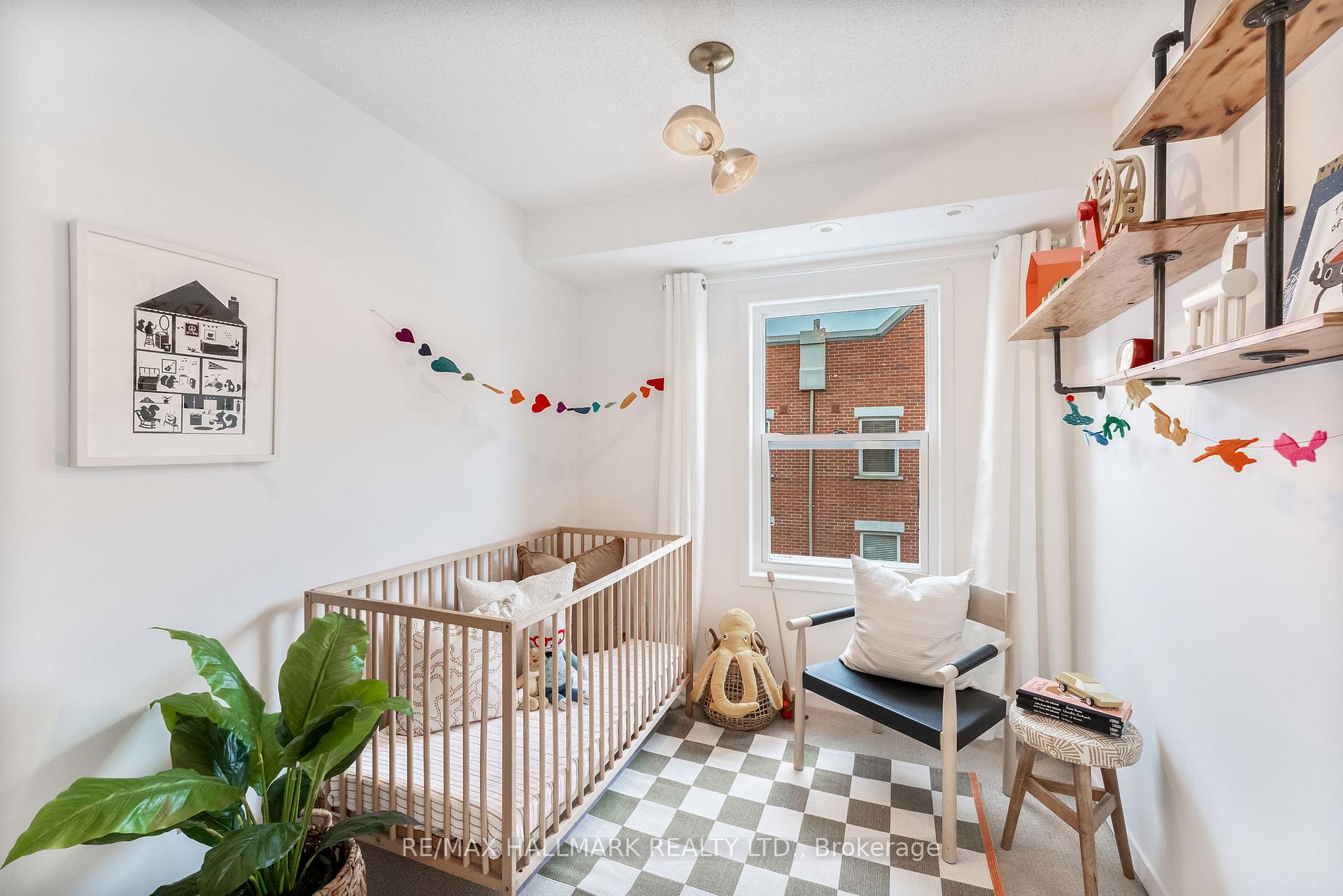 Photo 26 of Unit 3, 8 Florence Wyle Lane, Toronto, South Riverdale — HOMEH
