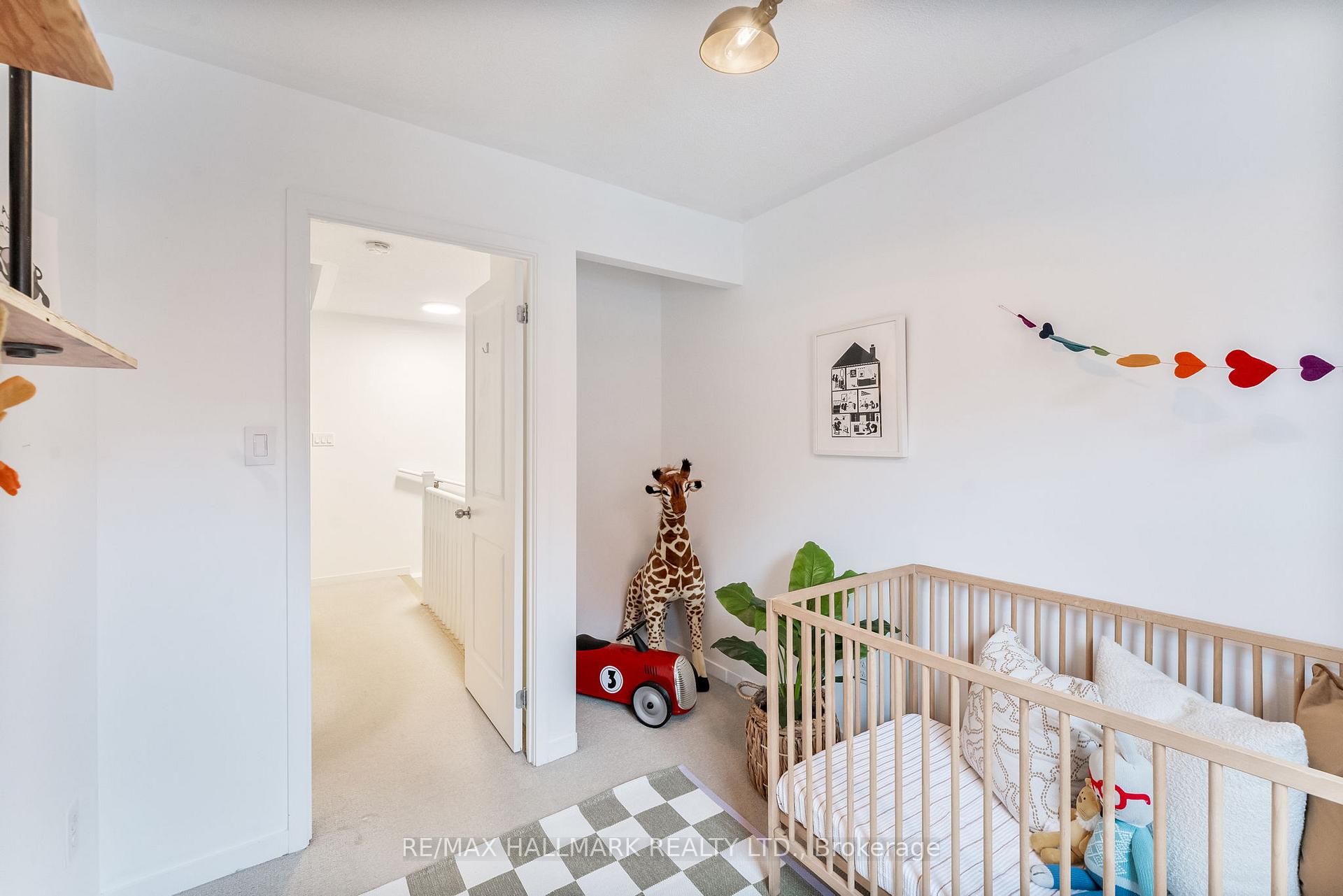 Photo 27 of Unit 3, 8 Florence Wyle Lane, Toronto, South Riverdale — HOMEH