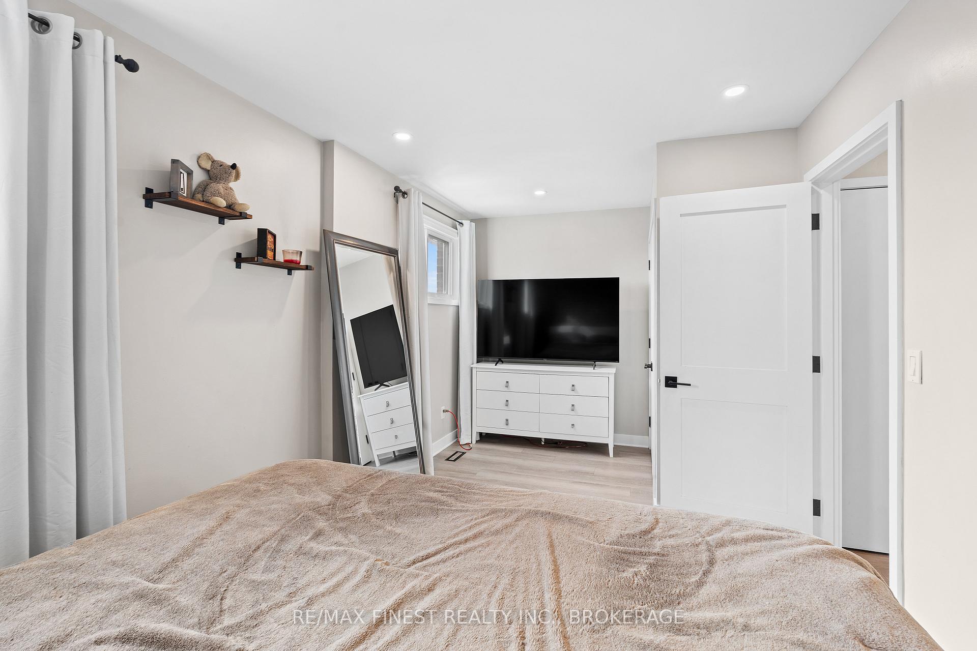 Photo 18 of 1097 Craig Lane, Kingston, South of Taylor-Kidd Blvd — HOMEH