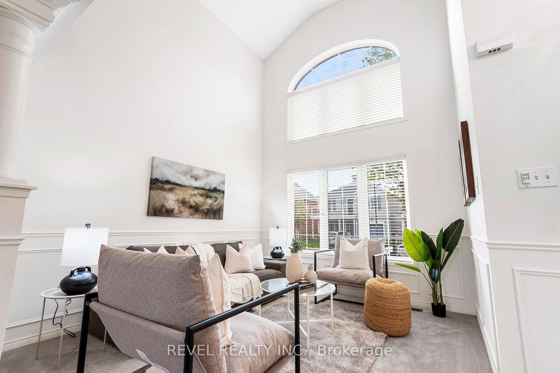 Photo 5 of 49 Moynahan Crescent, Ajax, South East — HOMEH