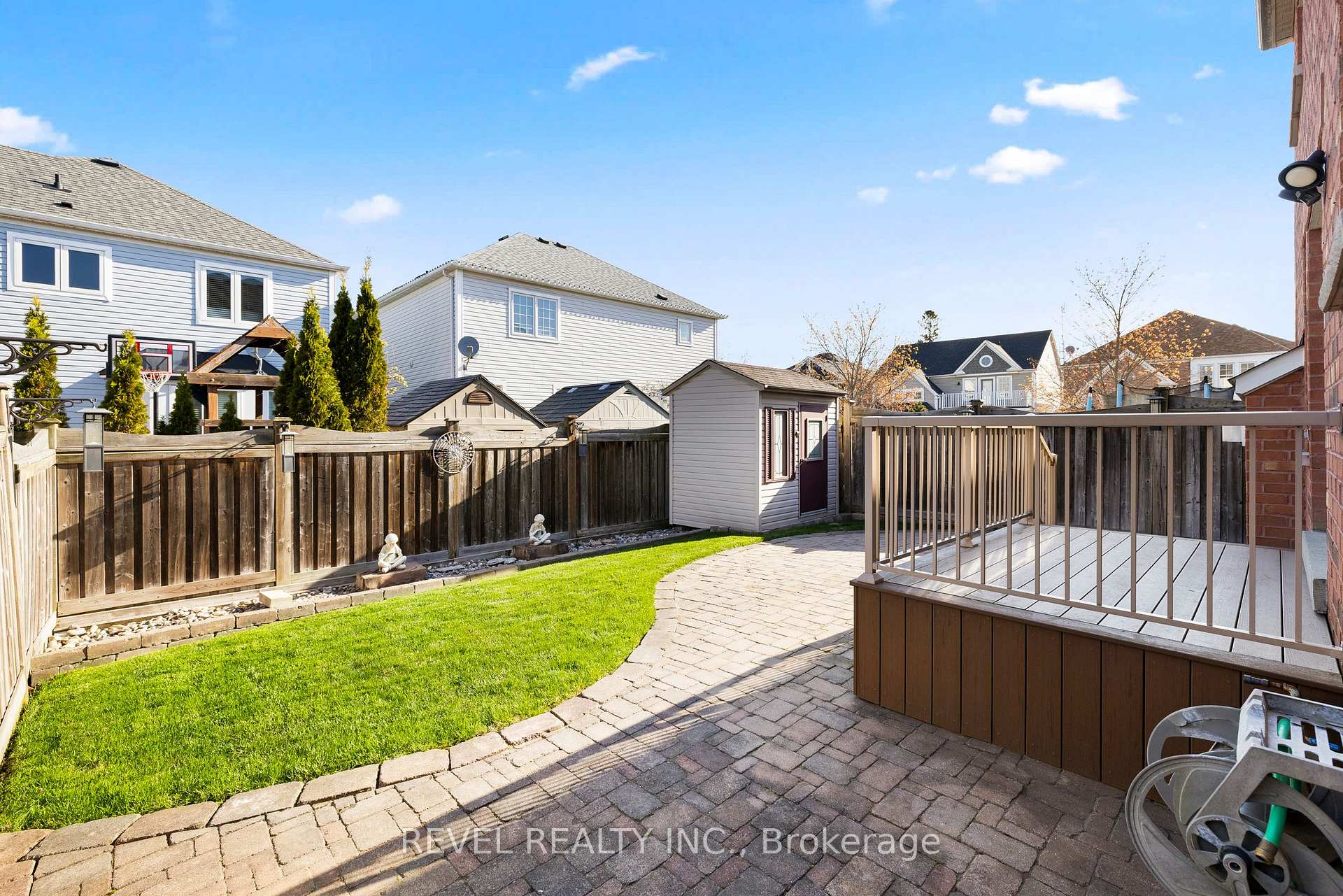 Photo 35 of 49 Moynahan Crescent, Ajax, South East — HOMEH