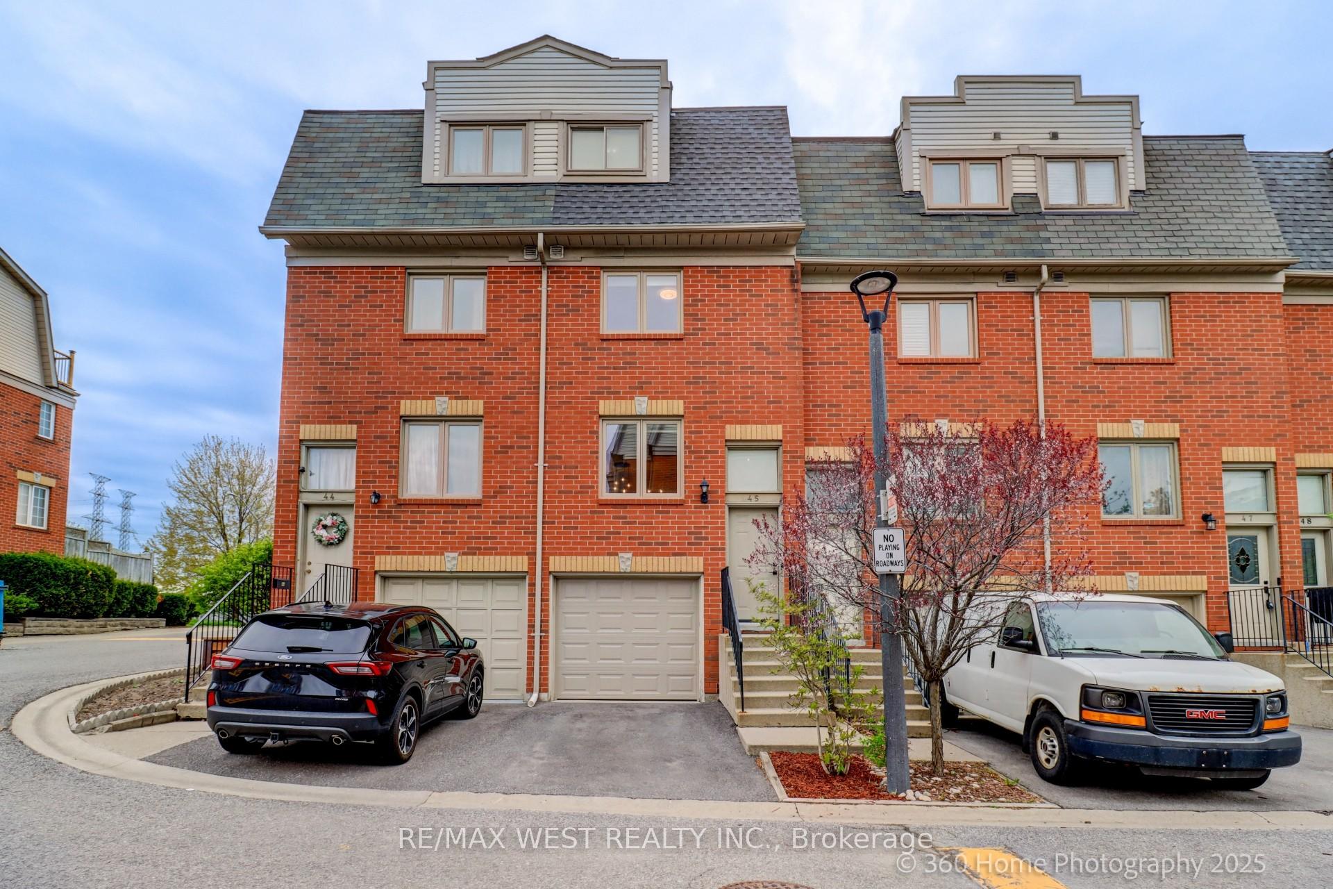 Photo 1 of Unit 45, 1635 Pickering Parkway, Pickering, Village East — HOMEH