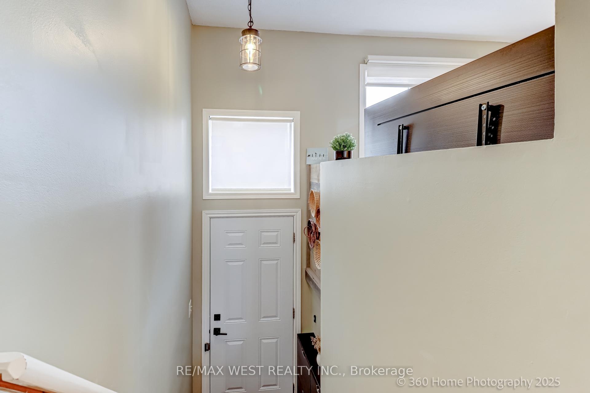 Photo 4 of Unit 45, 1635 Pickering Parkway, Pickering, Village East — HOMEH