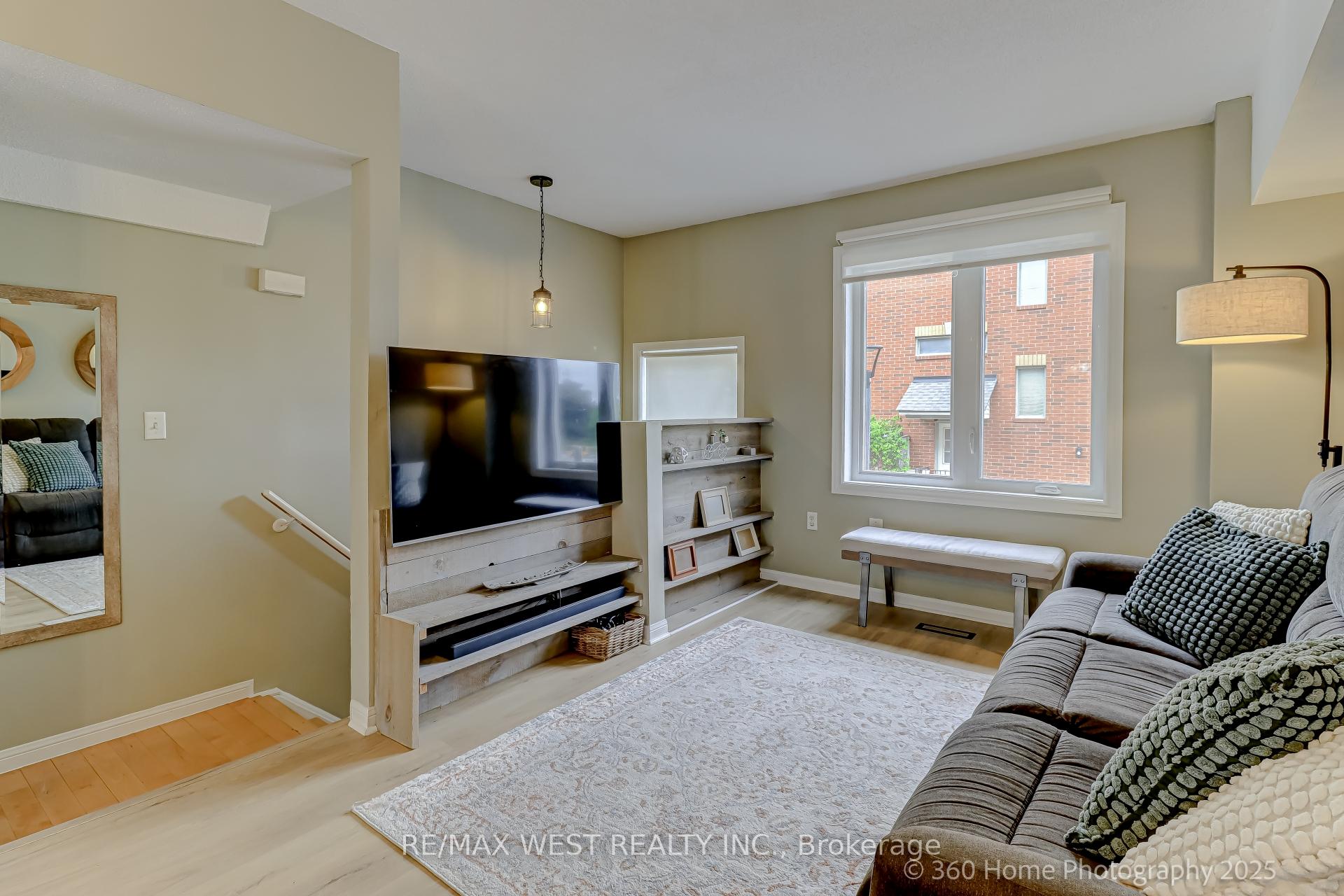 Photo 5 of Unit 45, 1635 Pickering Parkway, Pickering, Village East — HOMEH