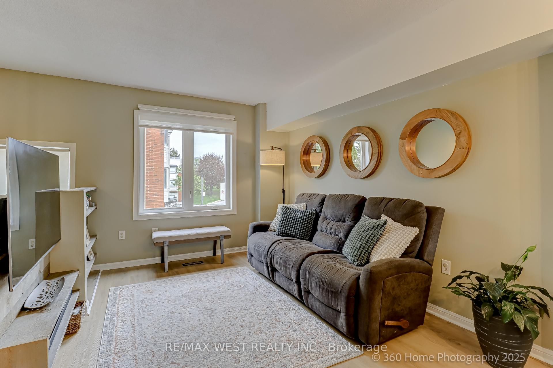 Photo 6 of Unit 45, 1635 Pickering Parkway, Pickering, Village East — HOMEH