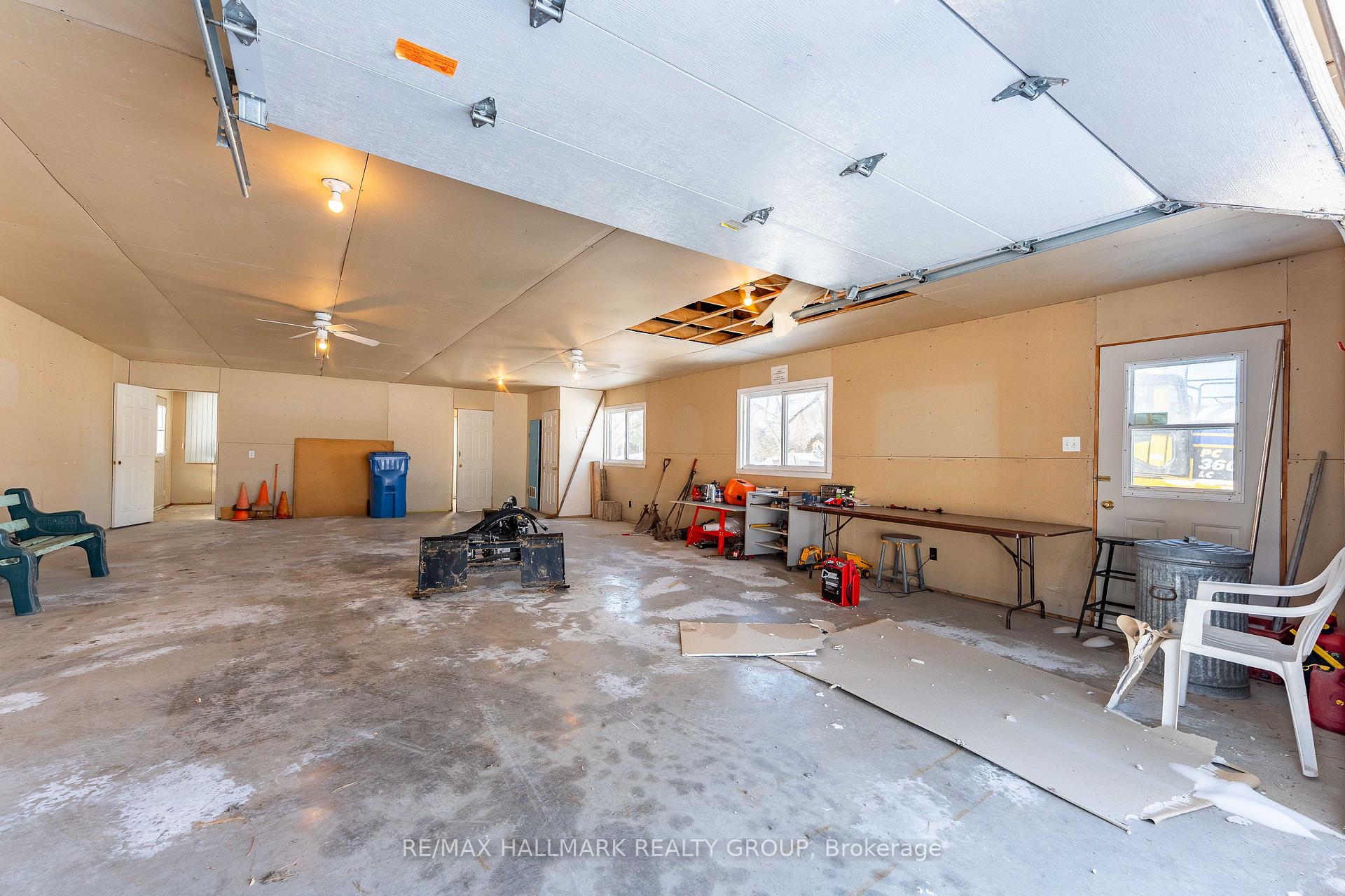 Photo 9 of 1050 Bay Road N, Champlain, L'Orignal — HOMEH