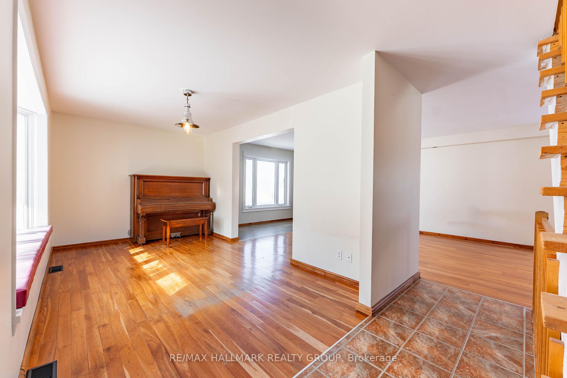 Photo 15 of 1050 Bay Road N, Champlain, L'Orignal — HOMEH