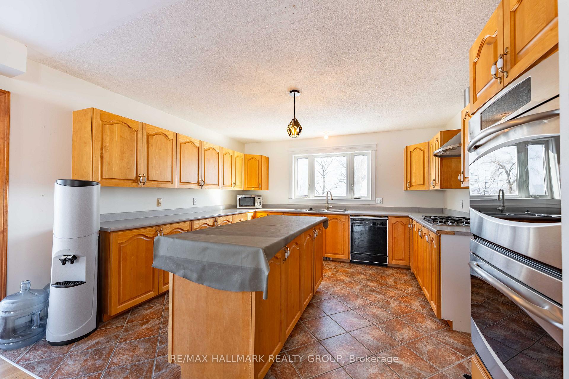 Photo 19 of 1050 Bay Road N, Champlain, L'Orignal — HOMEH