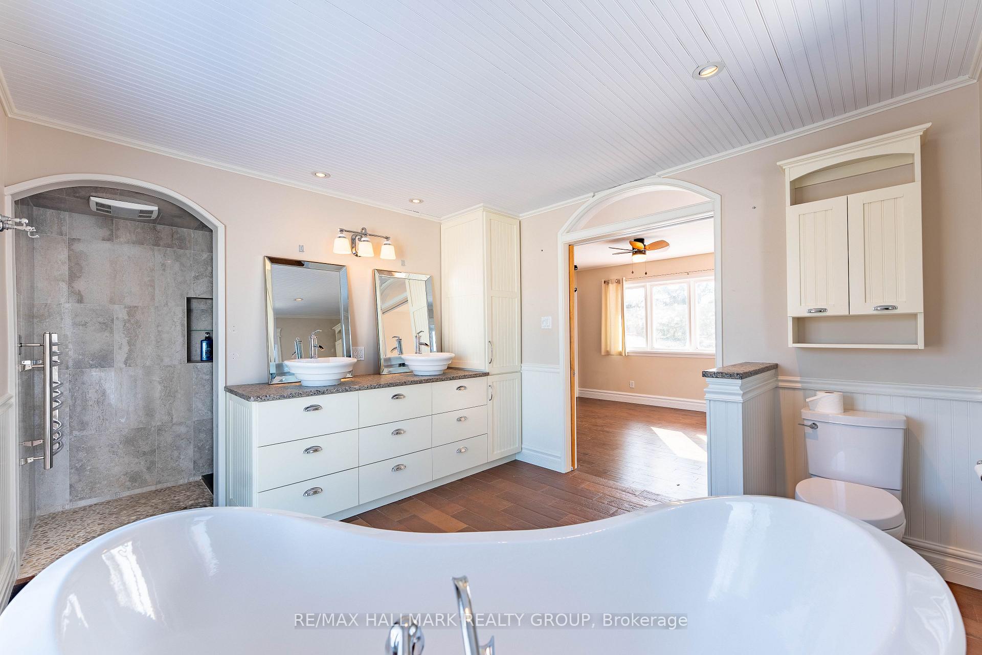 Photo 26 of 1050 Bay Road N, Champlain, L'Orignal — HOMEH