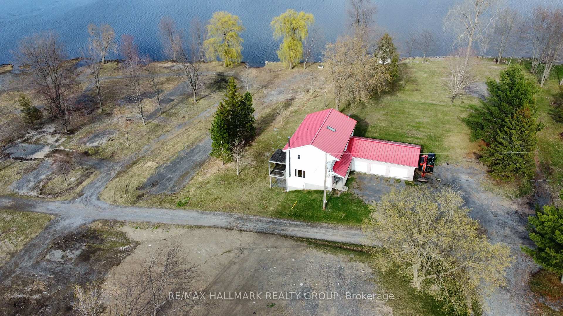 Photo 42 of 1050 Bay Road N, Champlain, L'Orignal — HOMEH
