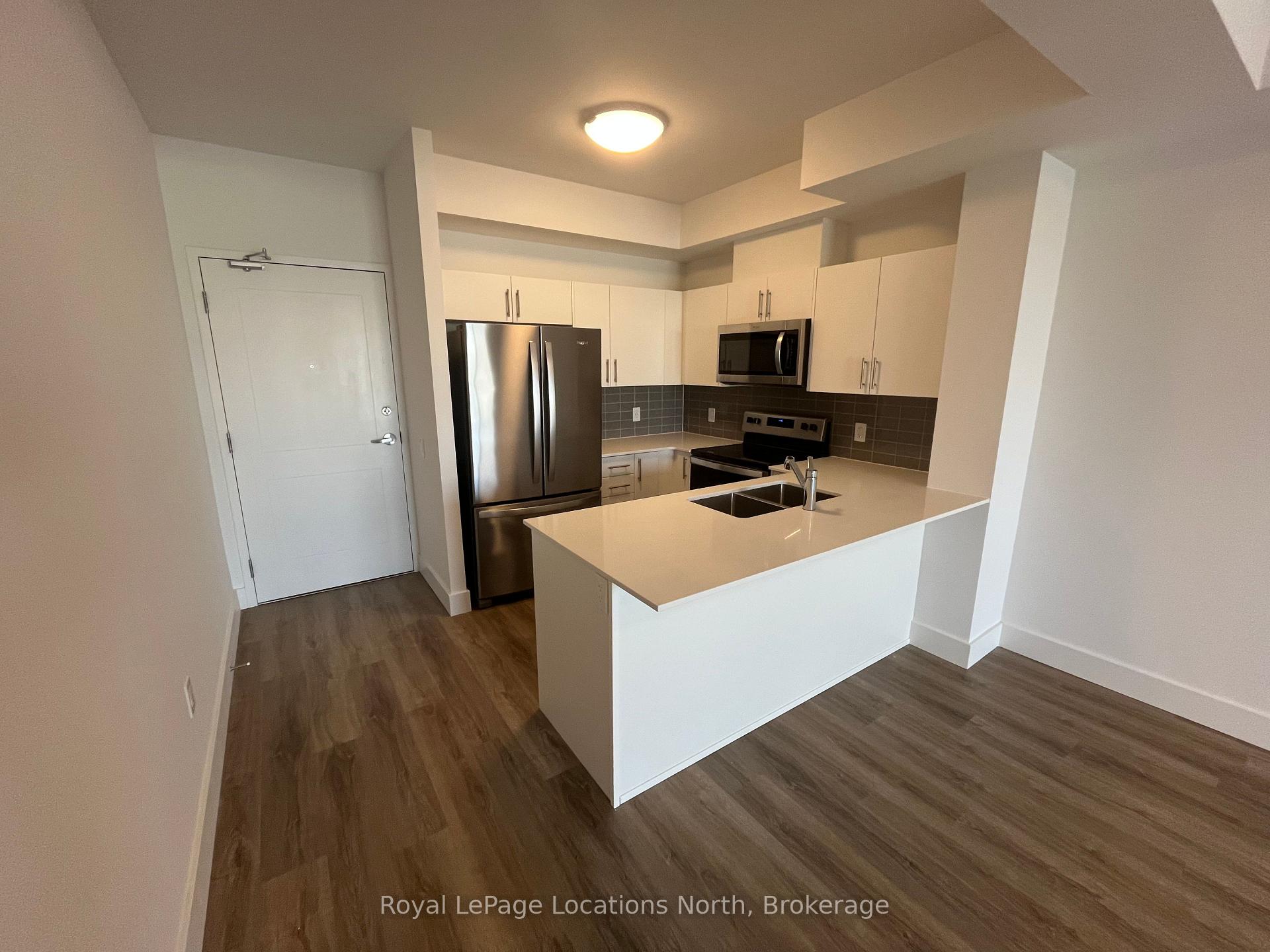Photo 4 of Unit 227, 4 Kimberly Lane S, Collingwood — HOMEH
